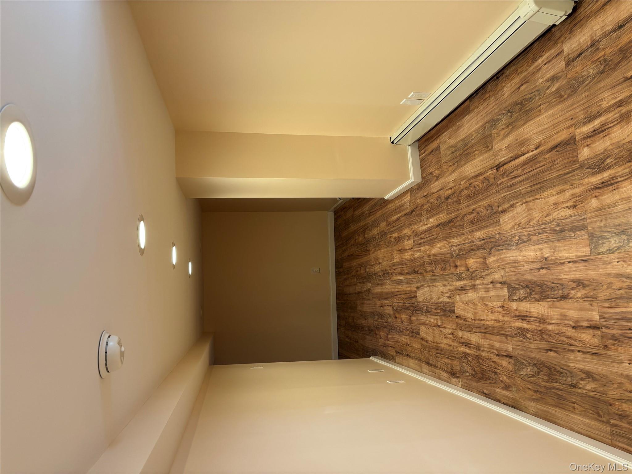 #18 photo, 536 N 6th Street, New Hyde Park , NY 11040