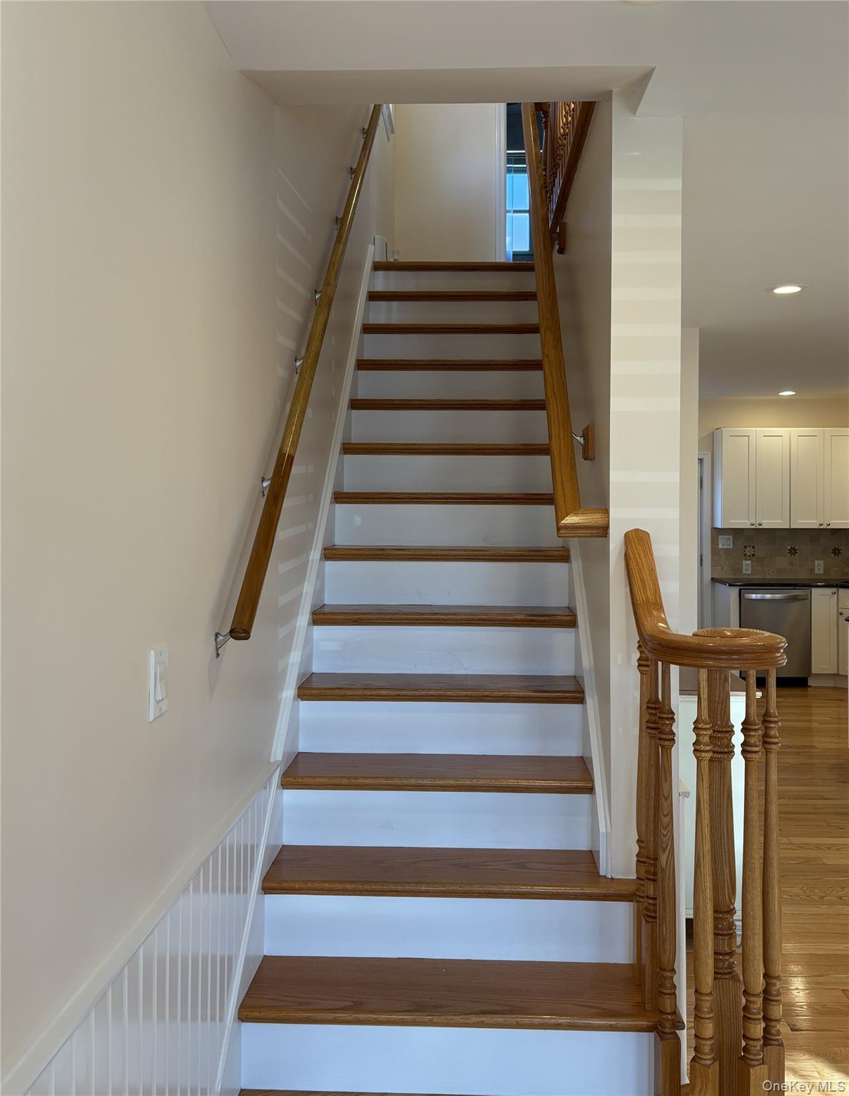 #3 photo, 536 N 6th Street, New Hyde Park , NY 11040