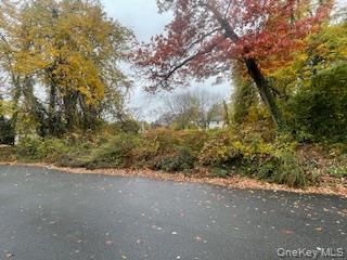 #2 photo, 6 Pine Street, Wyandanch , NY 11798