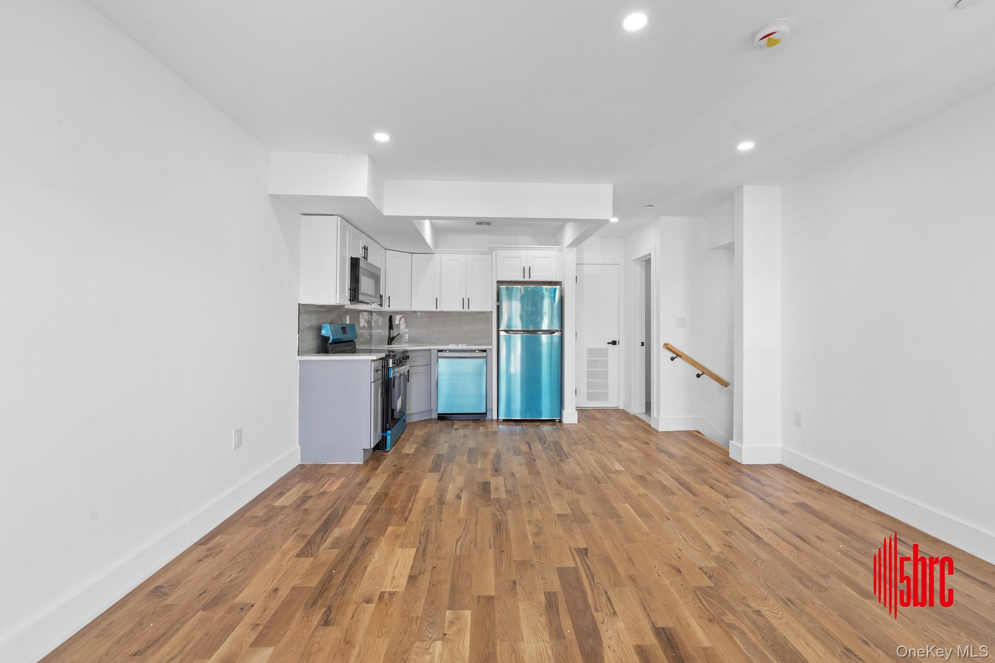 #20 photo, 1116 Blake Avenue, Brooklyn , NY 11208