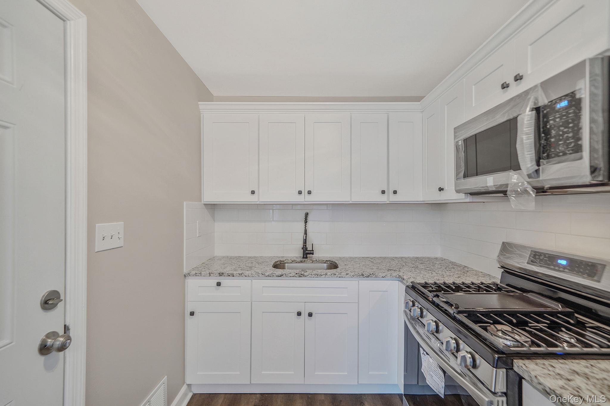 #12 photo, 111 Merrill Street, Brentwood , NY 11717