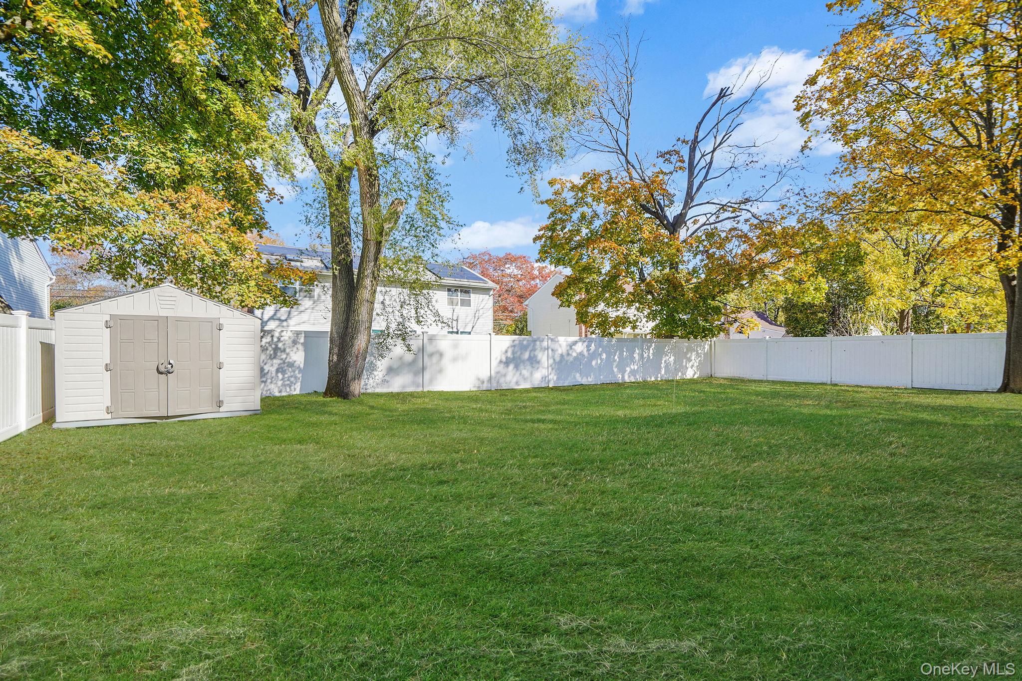 #20 photo, 59 Nevada Road, West Babylon , NY 11704