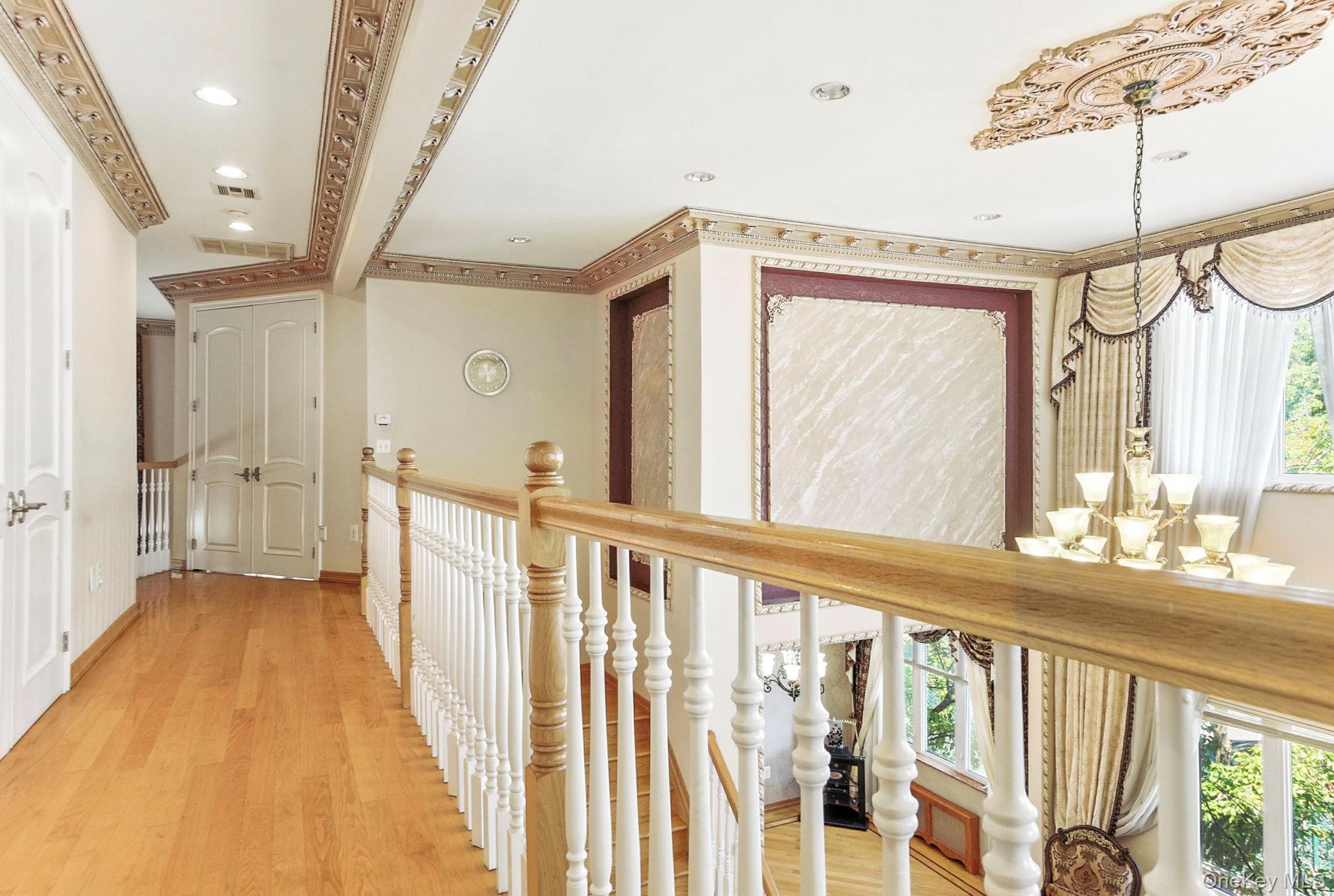 #17 photo, 77-16 Kew Forest Lane, Flushing , NY 11375