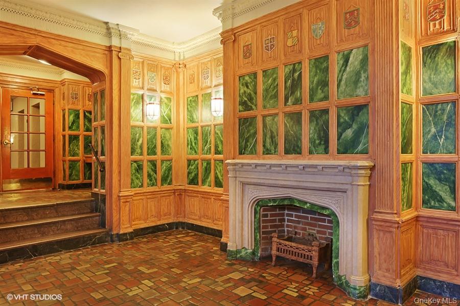 #11 photo, 77-20 Austin, Forest Hills , NY 11375