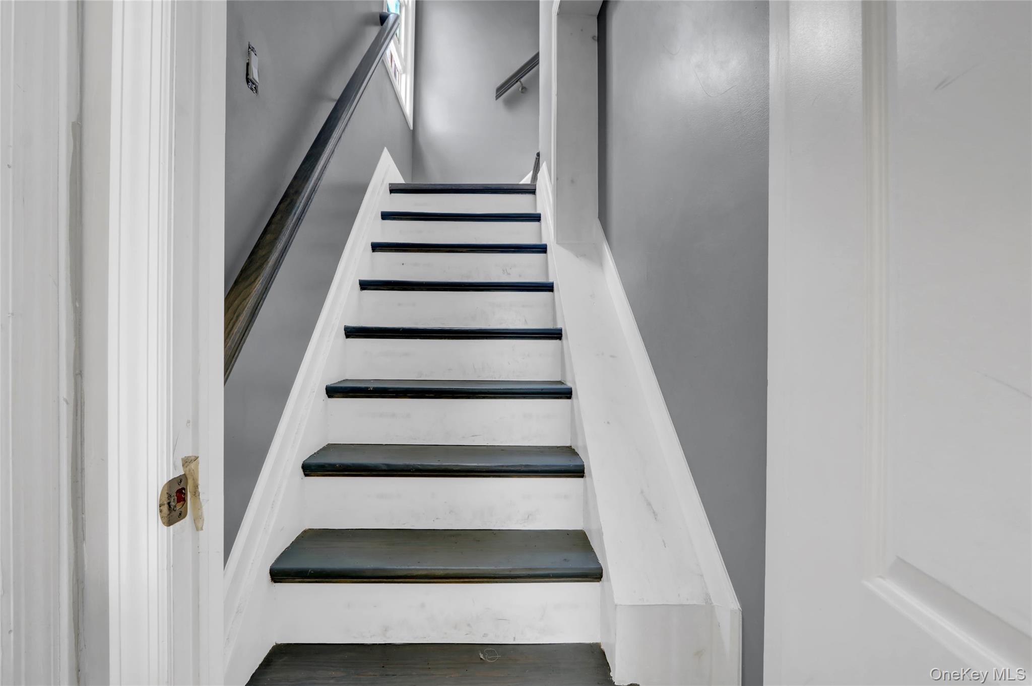 #9 photo, 10445 198th Street, Jamaica , NY 11412