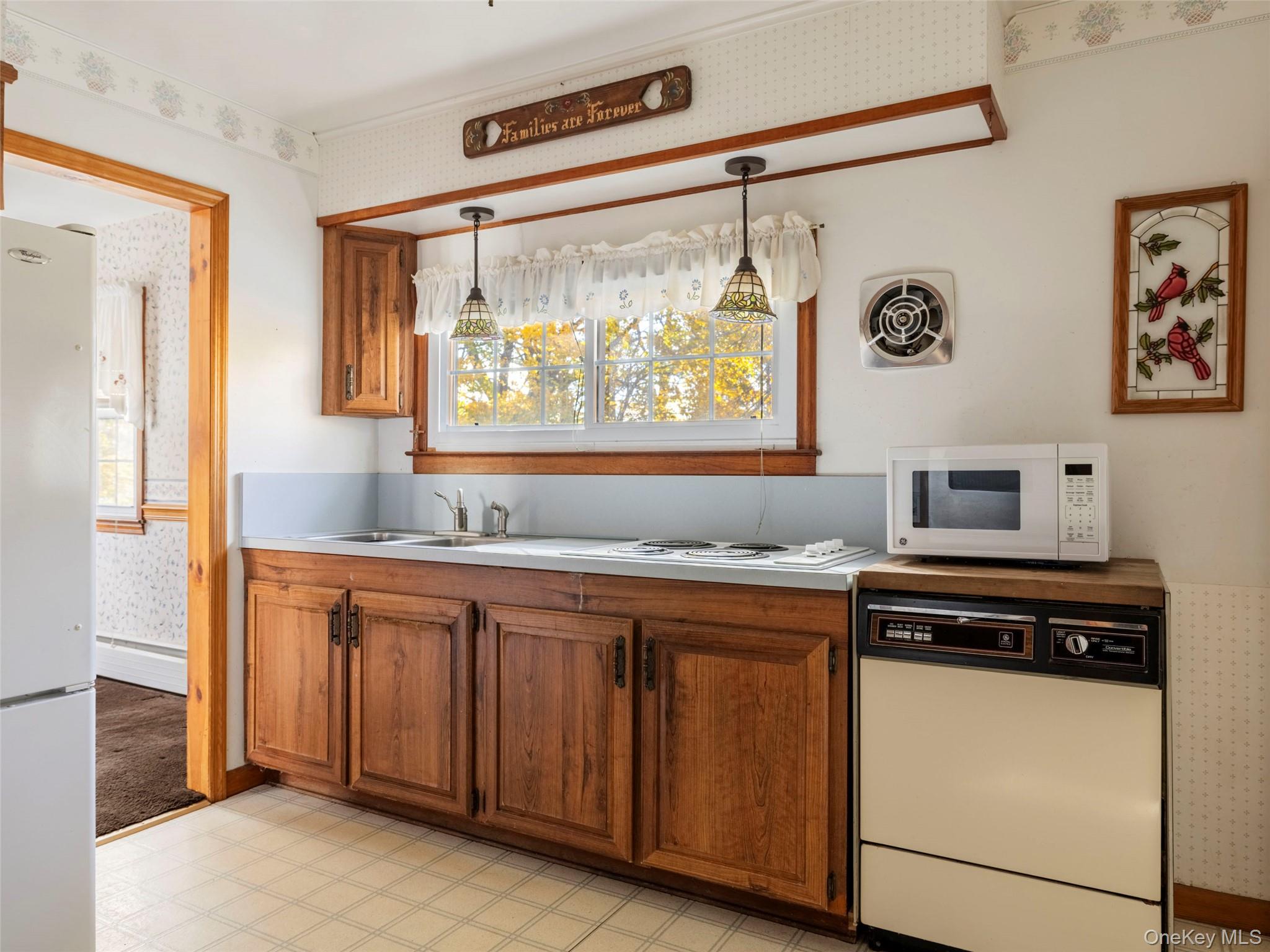 #9 photo, 252 Route 199, Red Hook , NY 12571