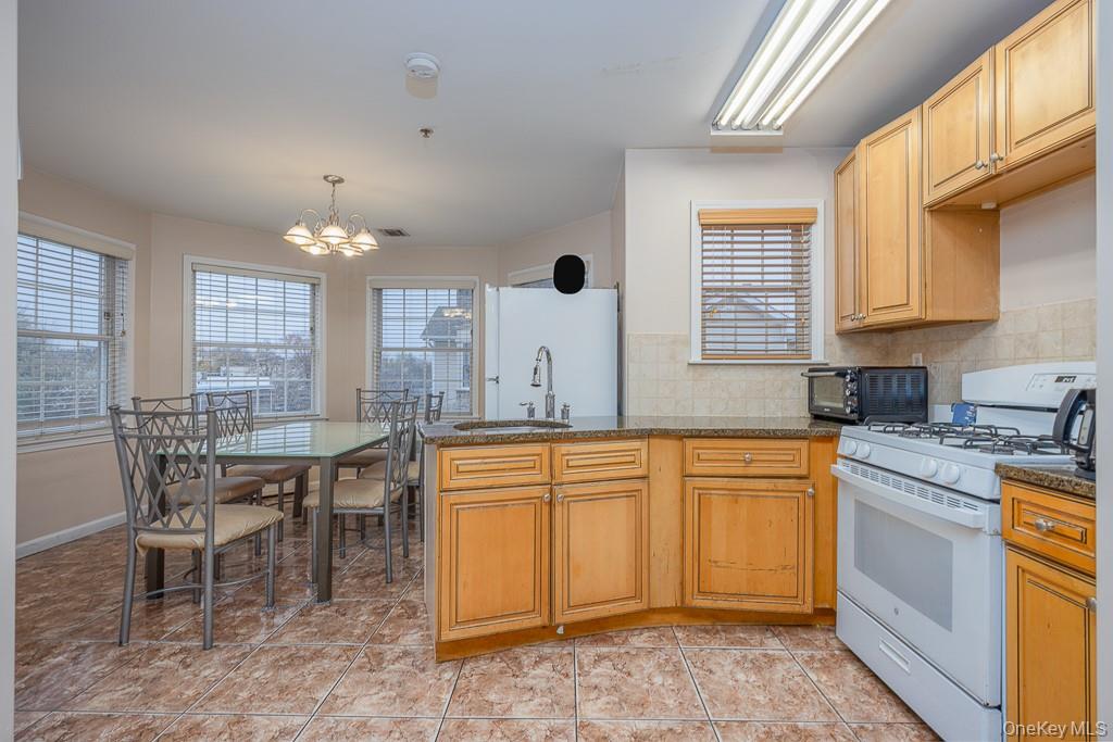 #16 photo, 3 Horizon Court, Monsey , NY 10952