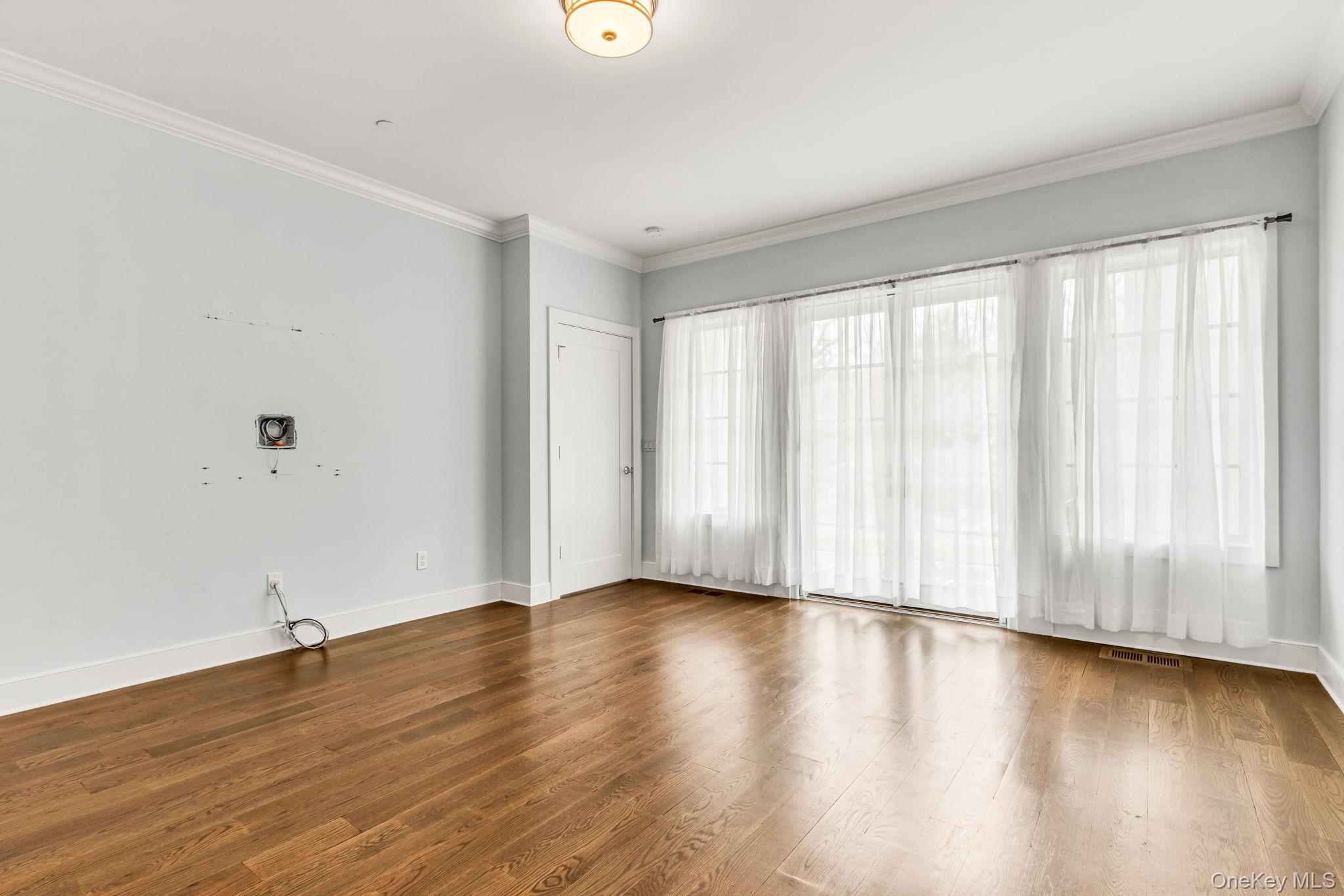 #15 photo, 21 Honeysuckle Lane, Rye Brook , NY 10573