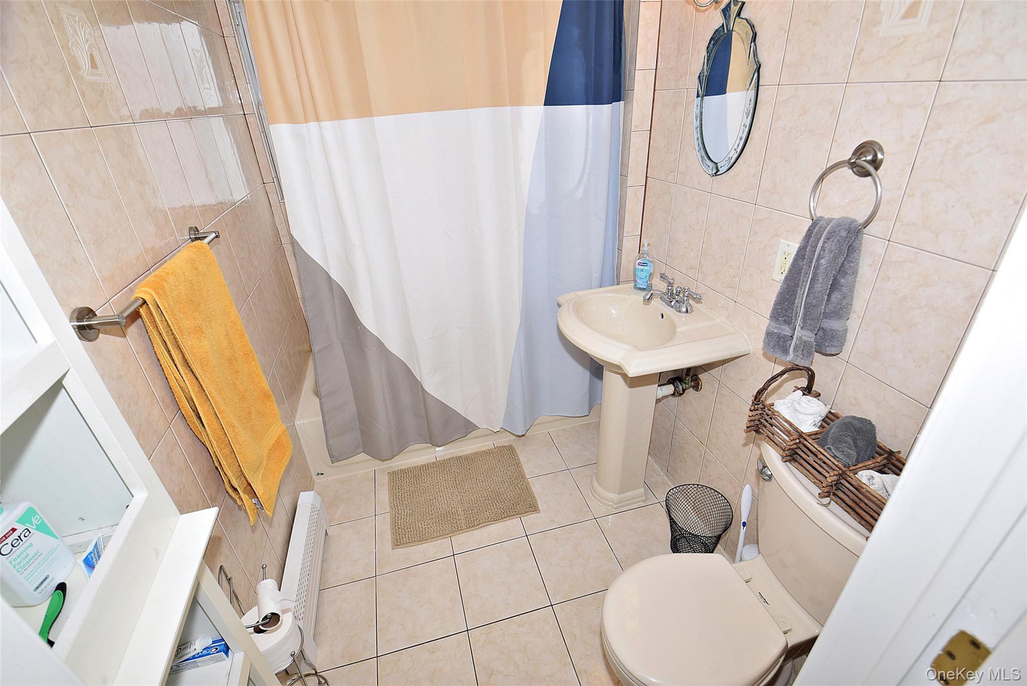 #13 photo, 87 Parkside Drive, Levittown , NY 11756