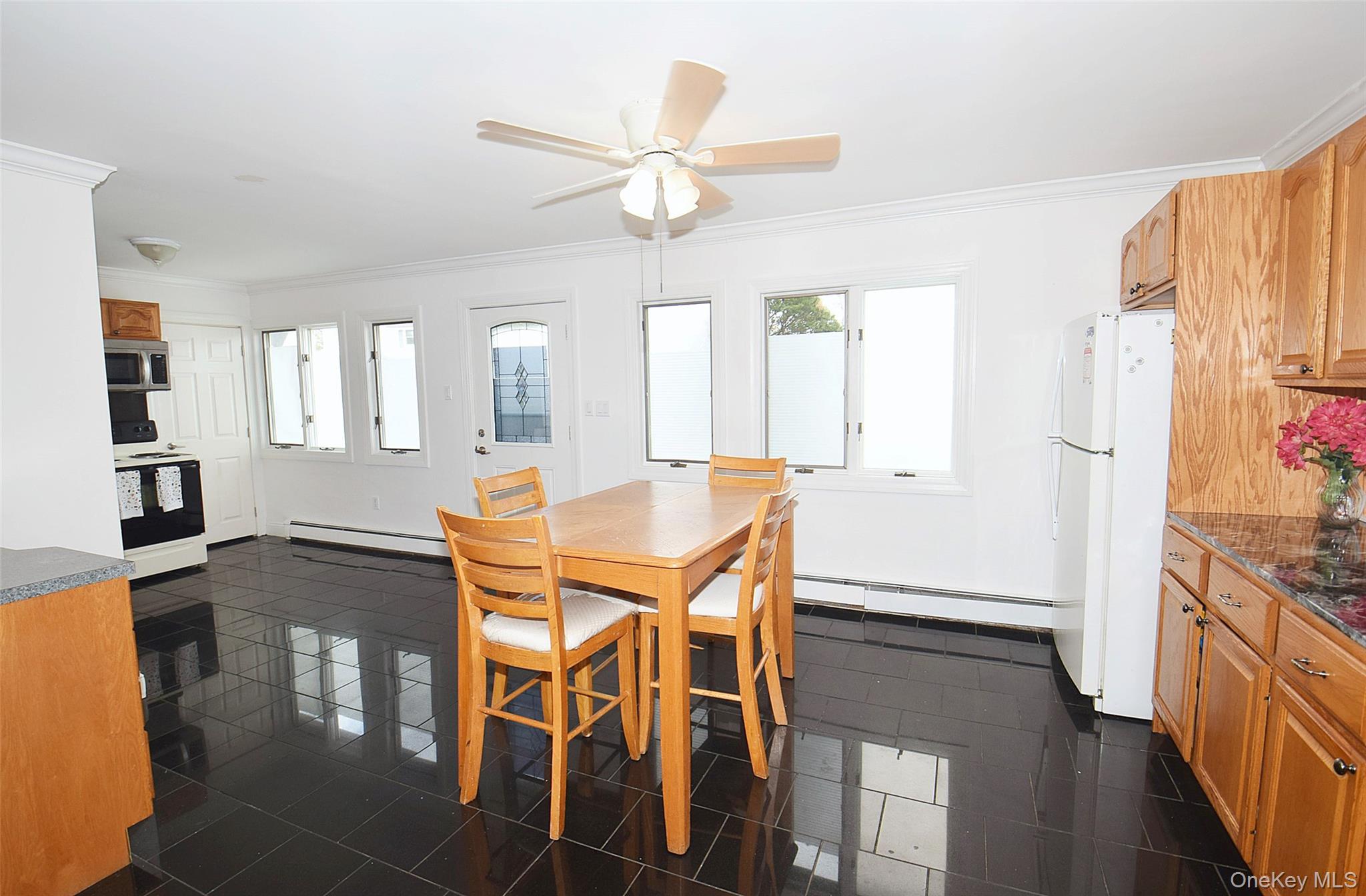 #7 photo, 87 Parkside Drive, Levittown , NY 11756