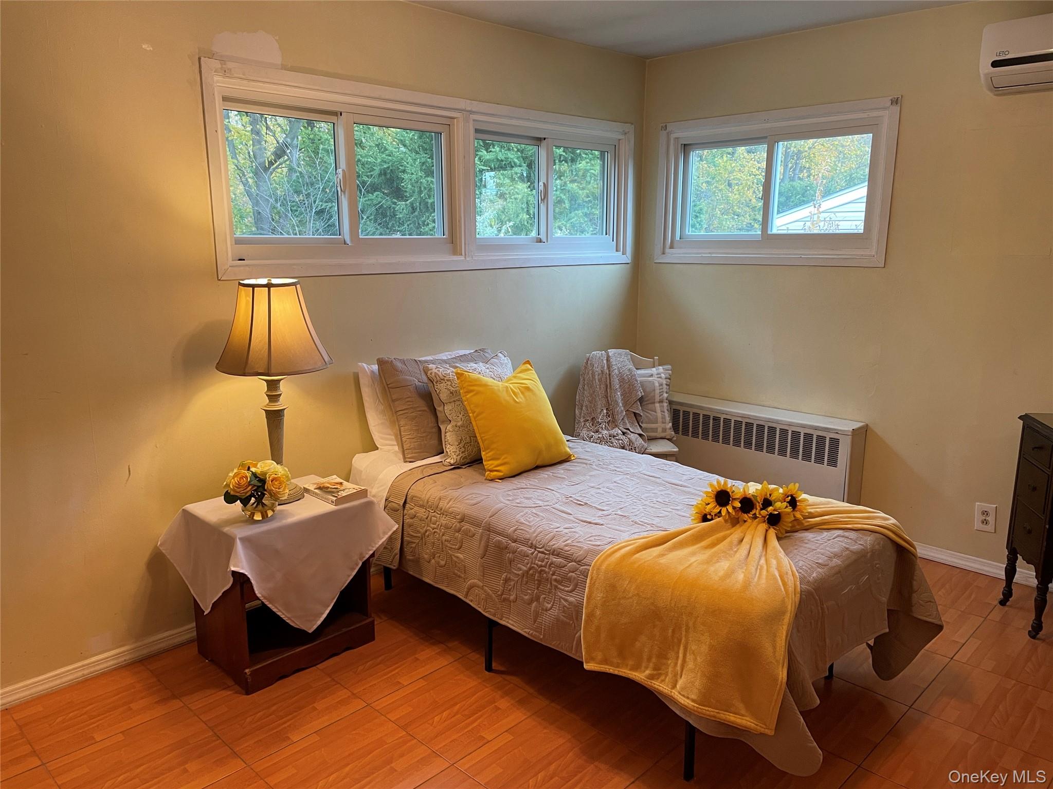 #12 photo, 335 Alfred Street, North Babylon , NY 11703