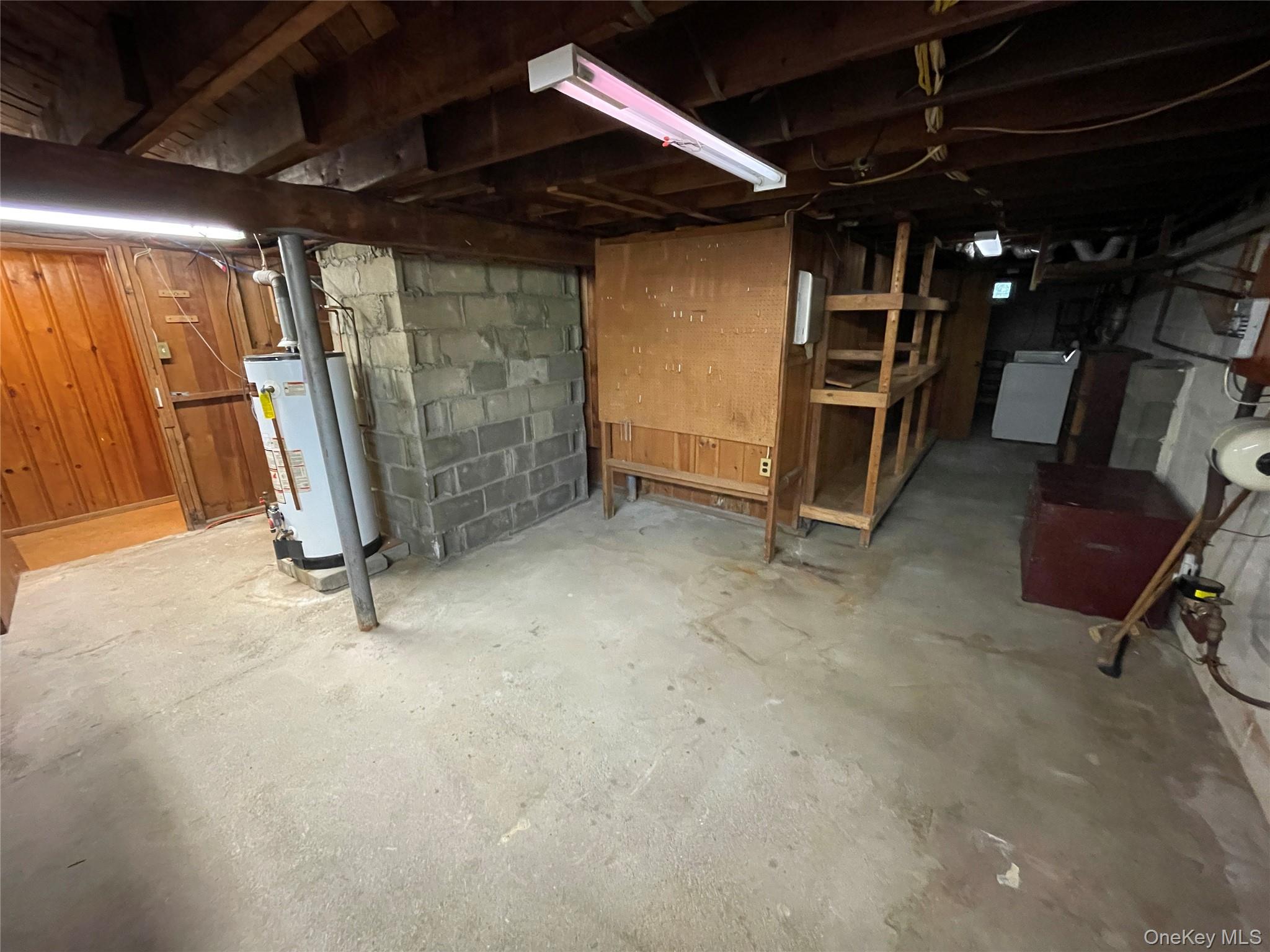 #19 photo, 335 Alfred Street, North Babylon , NY 11703