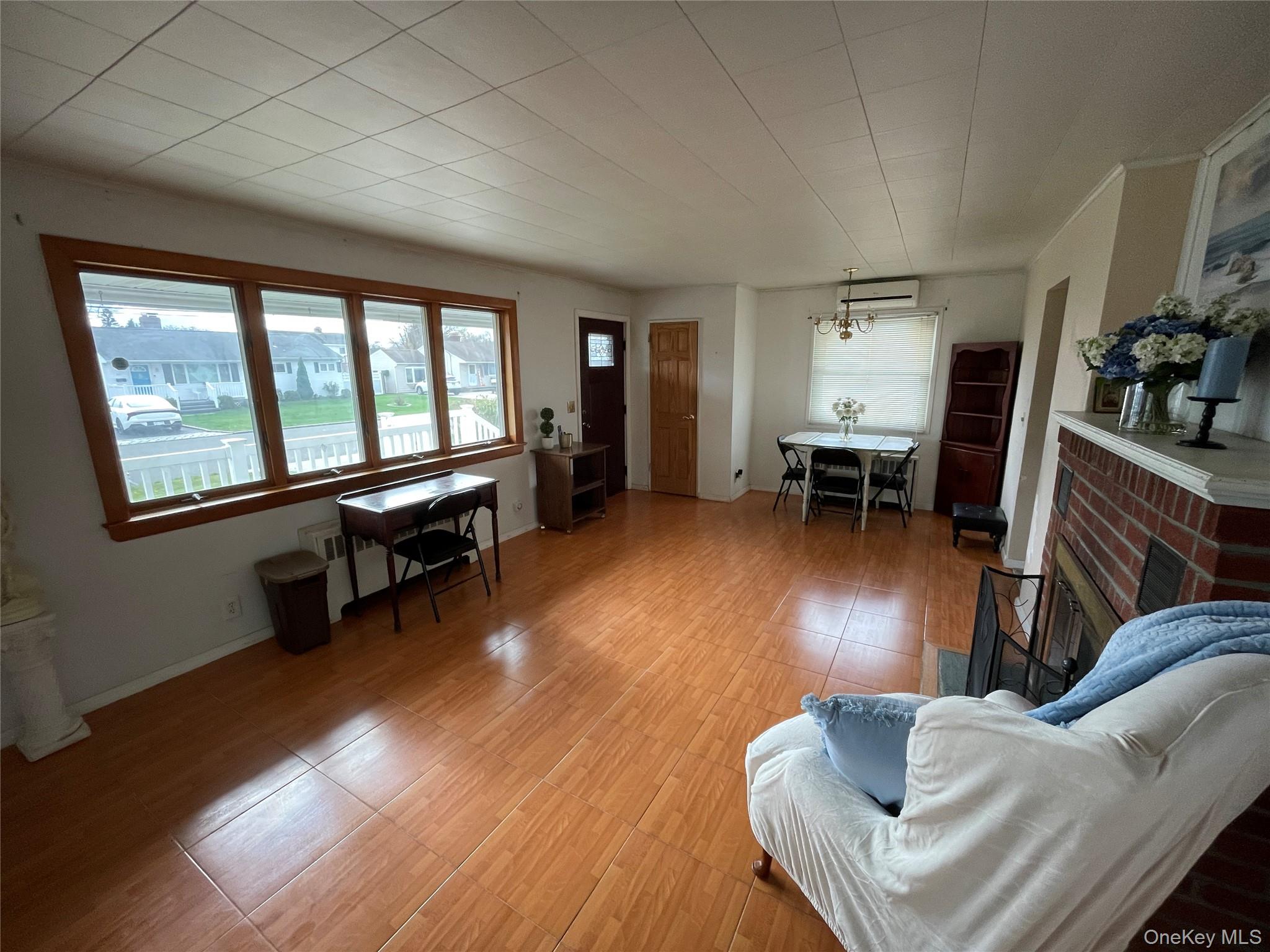 #7 photo, 335 Alfred Street, North Babylon , NY 11703