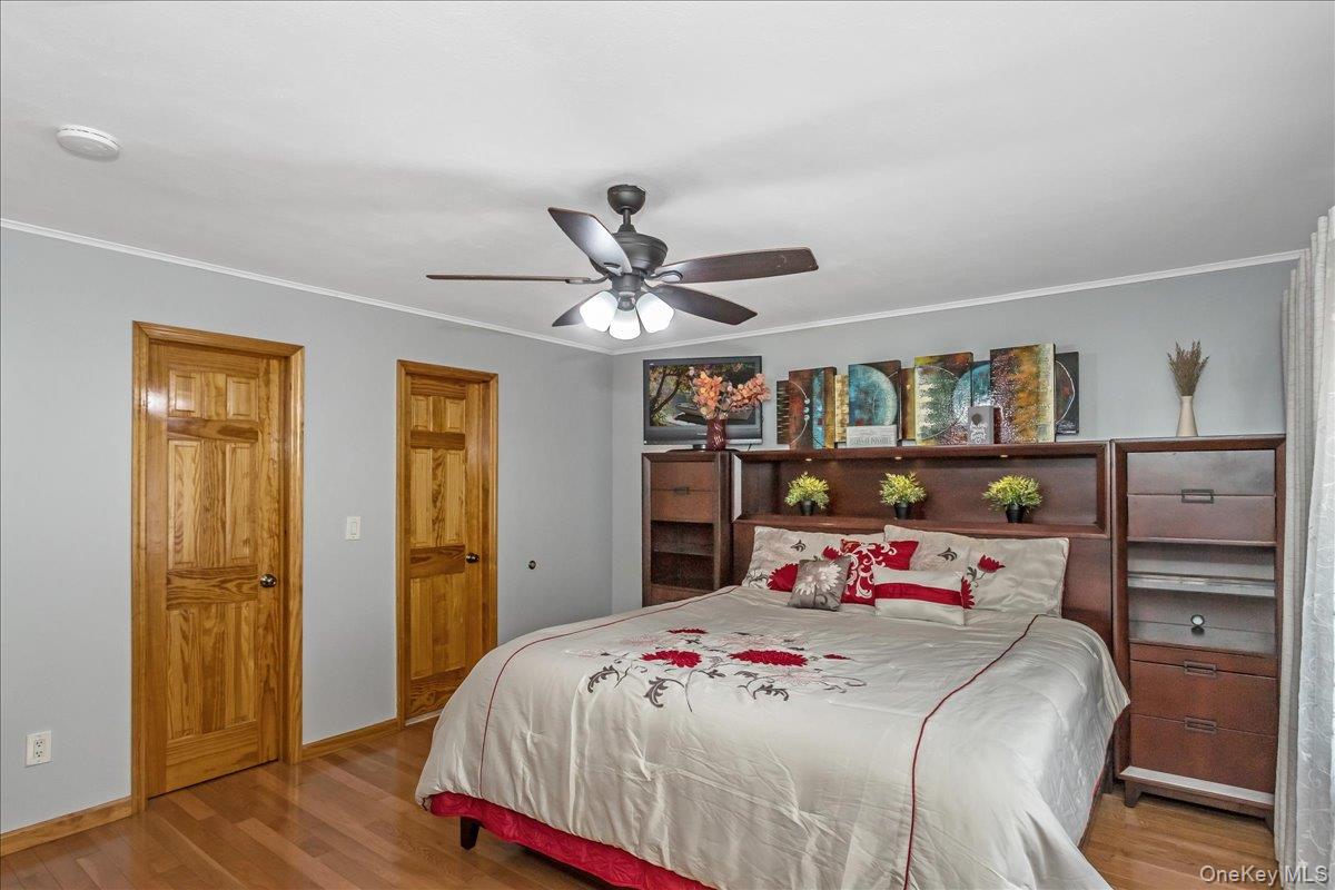 #12 photo, 95 Norman Street, New Hyde Park , NY 11040