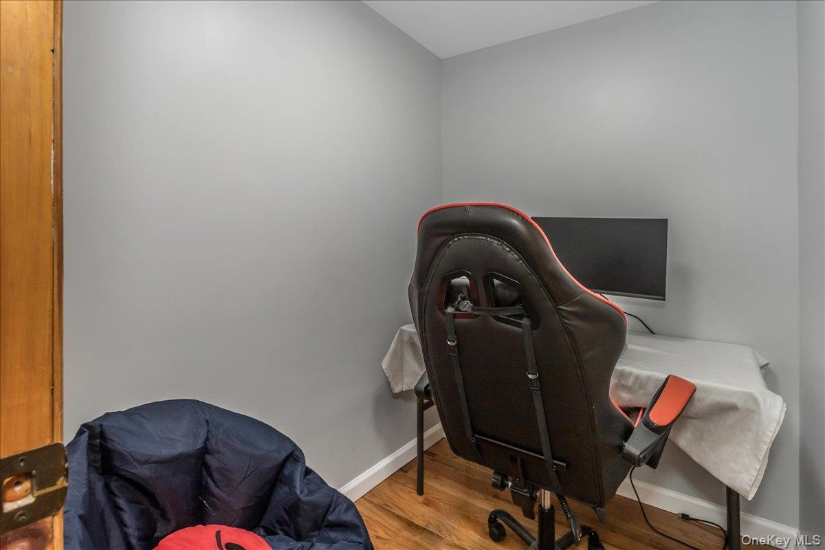 #18 photo, 95 Norman Street, New Hyde Park , NY 11040