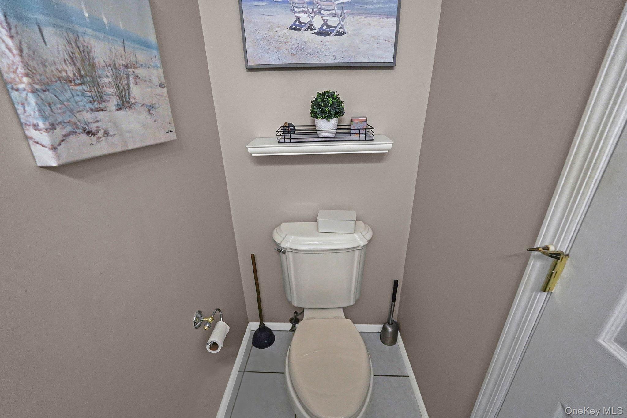 #11 photo, 9 Paddock Lane, サフォーク郡 Medford , NY 11763