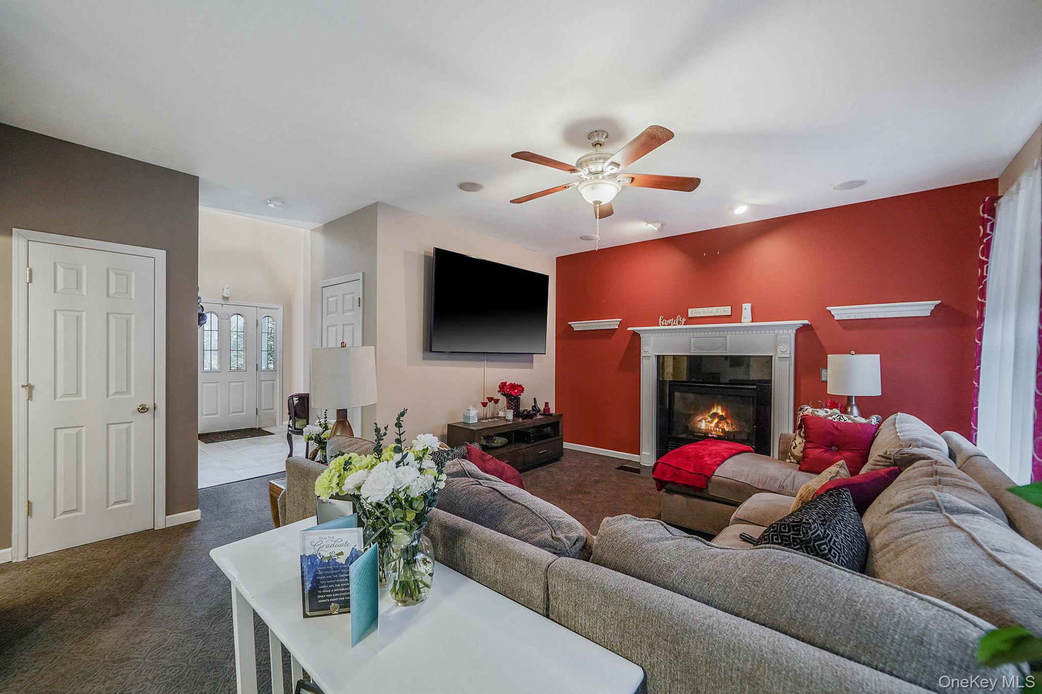 #18 photo, 9 Paddock Lane, サフォーク郡 Medford , NY 11763