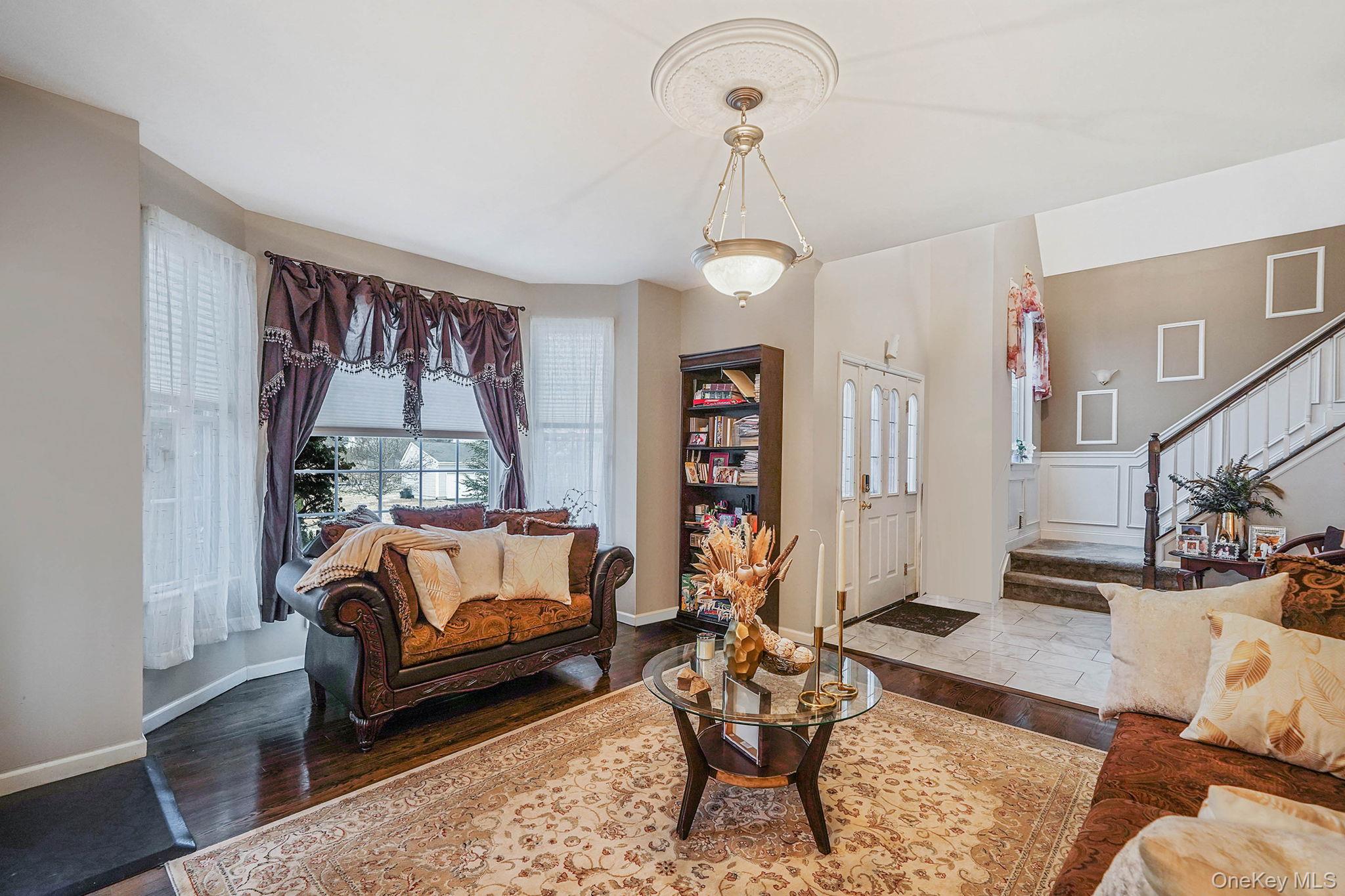 #4 photo, 9 Paddock Lane, サフォーク郡 Medford , NY 11763