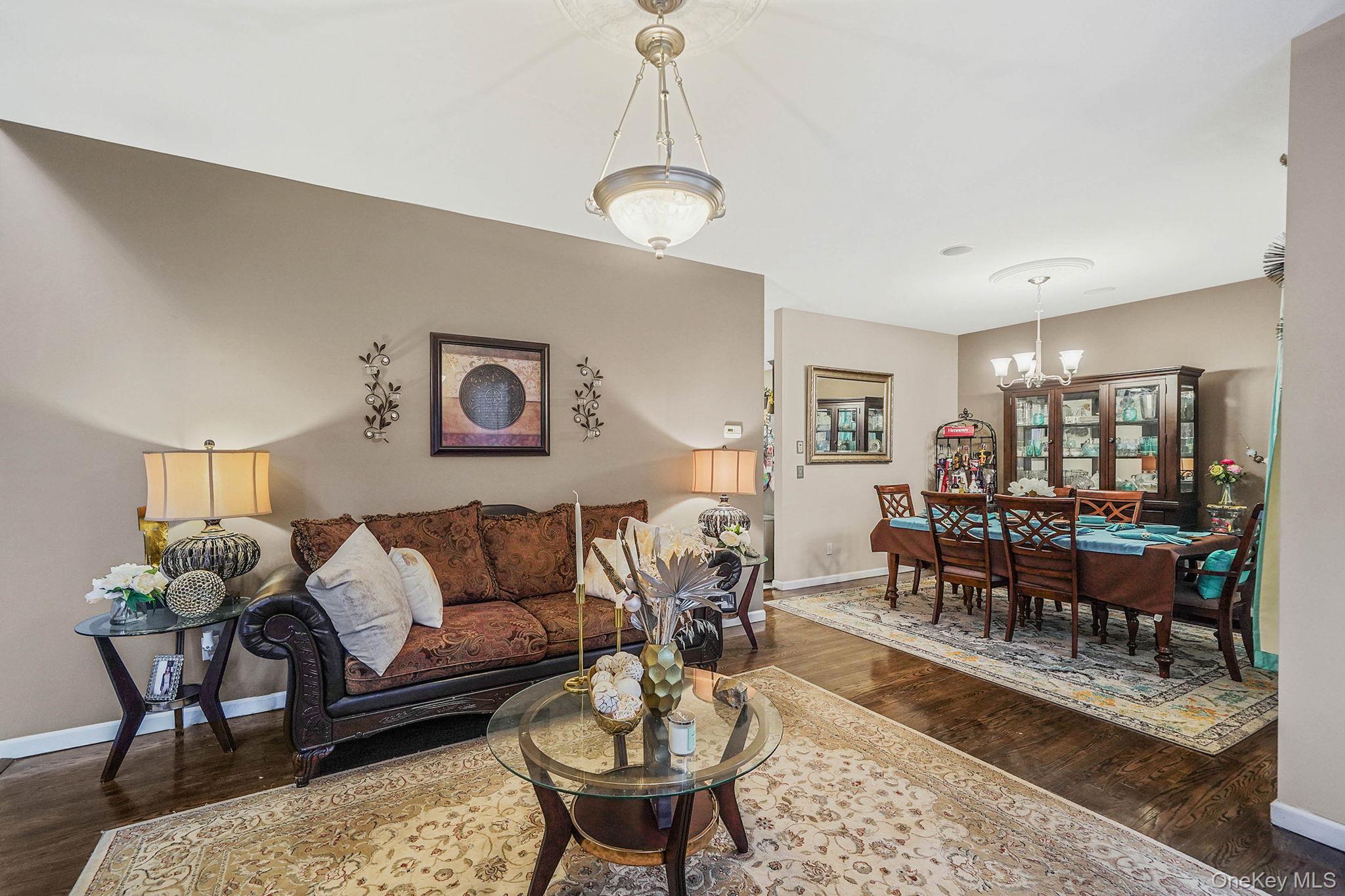 #6 photo, 9 Paddock Lane, サフォーク郡 Medford , NY 11763