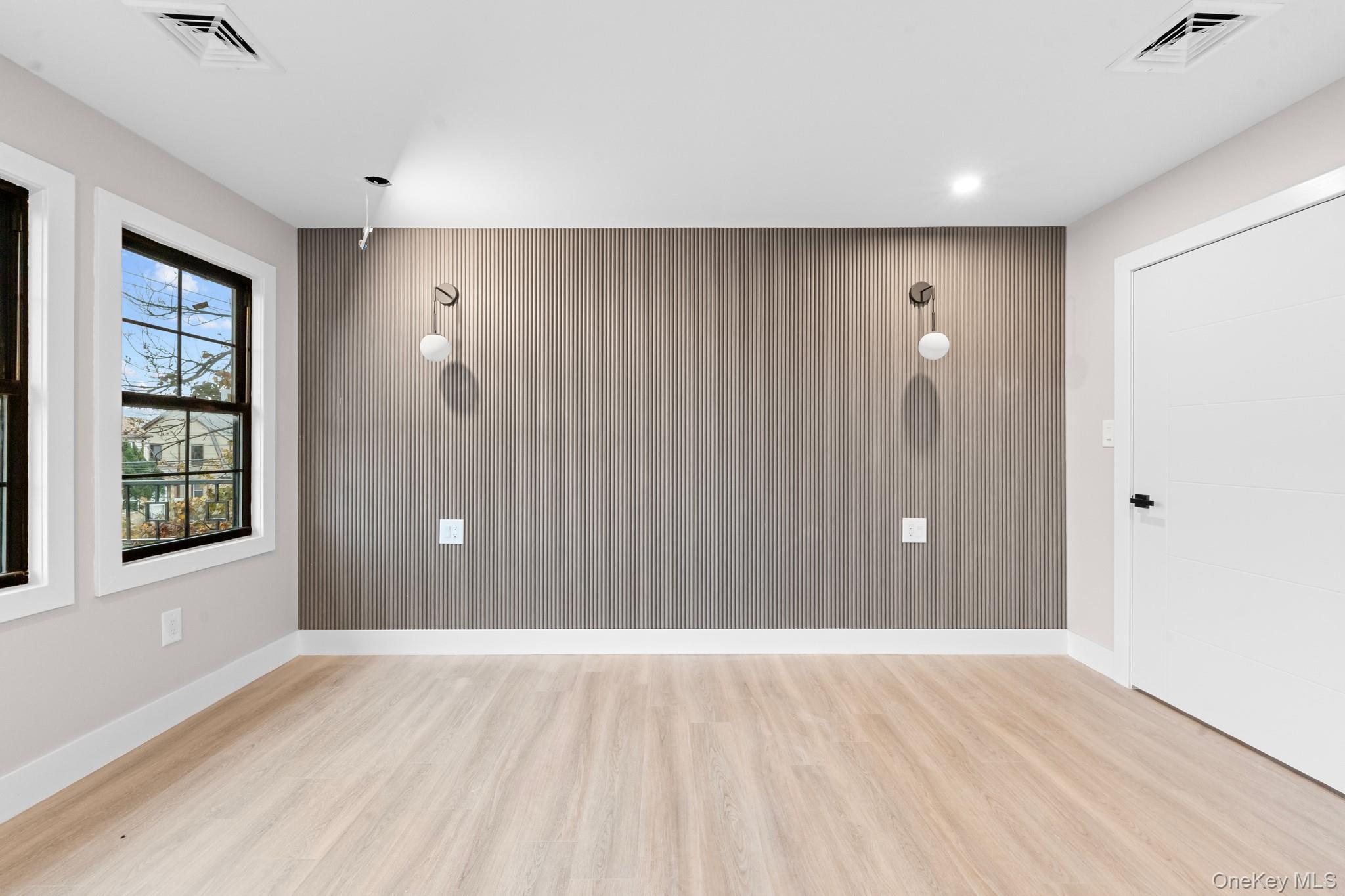 #12 photo, 21931 133rd Avenue, Laurelton , NY 11413