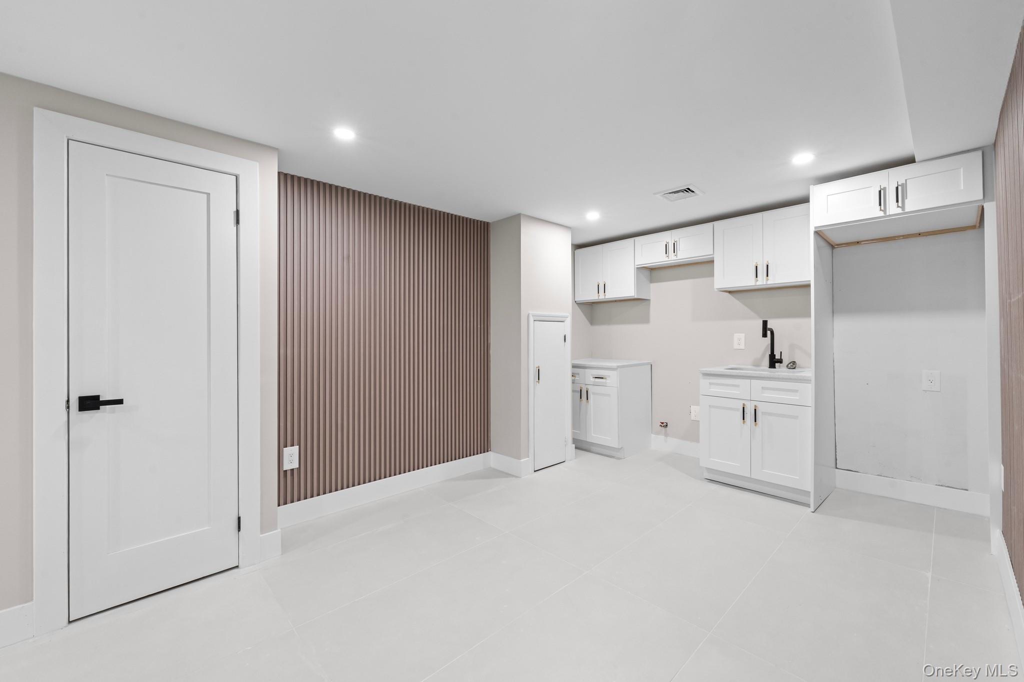 #16 photo, 21931 133rd Avenue, Laurelton , NY 11413