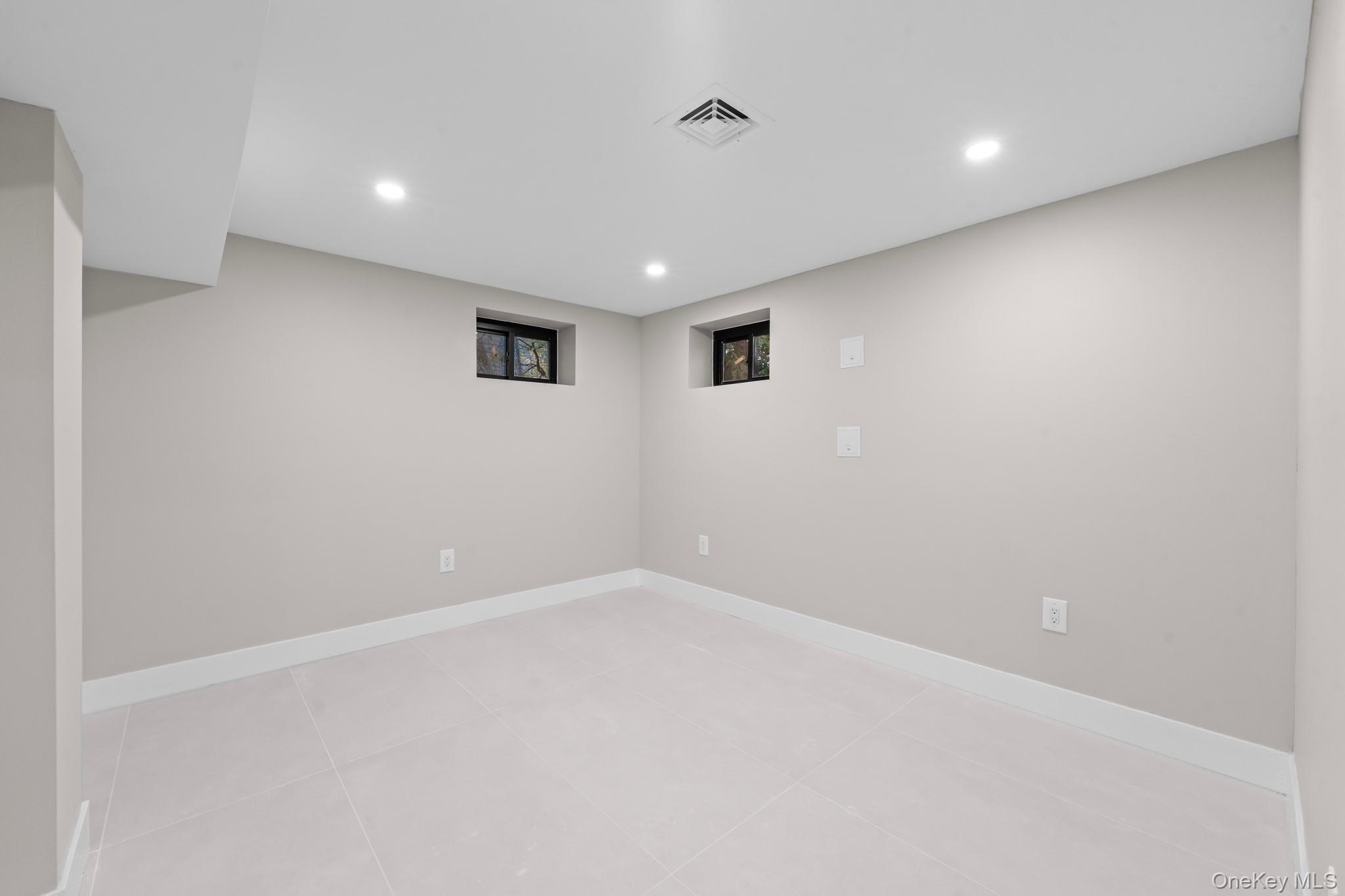 #17 photo, 21931 133rd Avenue, Laurelton , NY 11413