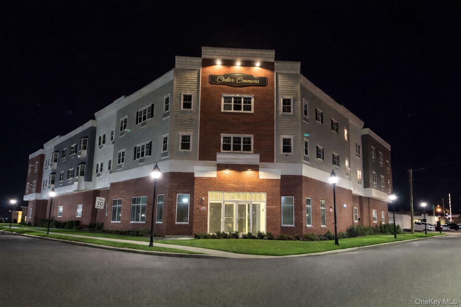 #18 photo, 227 4th Avenue, Bay Shore , NY 11706