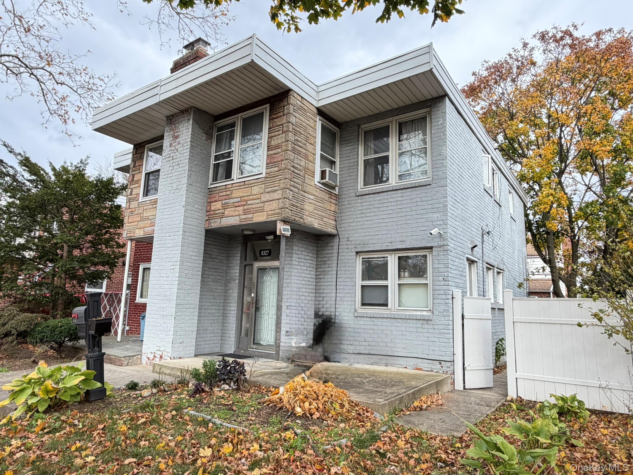 #2 photo, 83-27 Commonwealth Boulevard, Bellerose , NY 11426