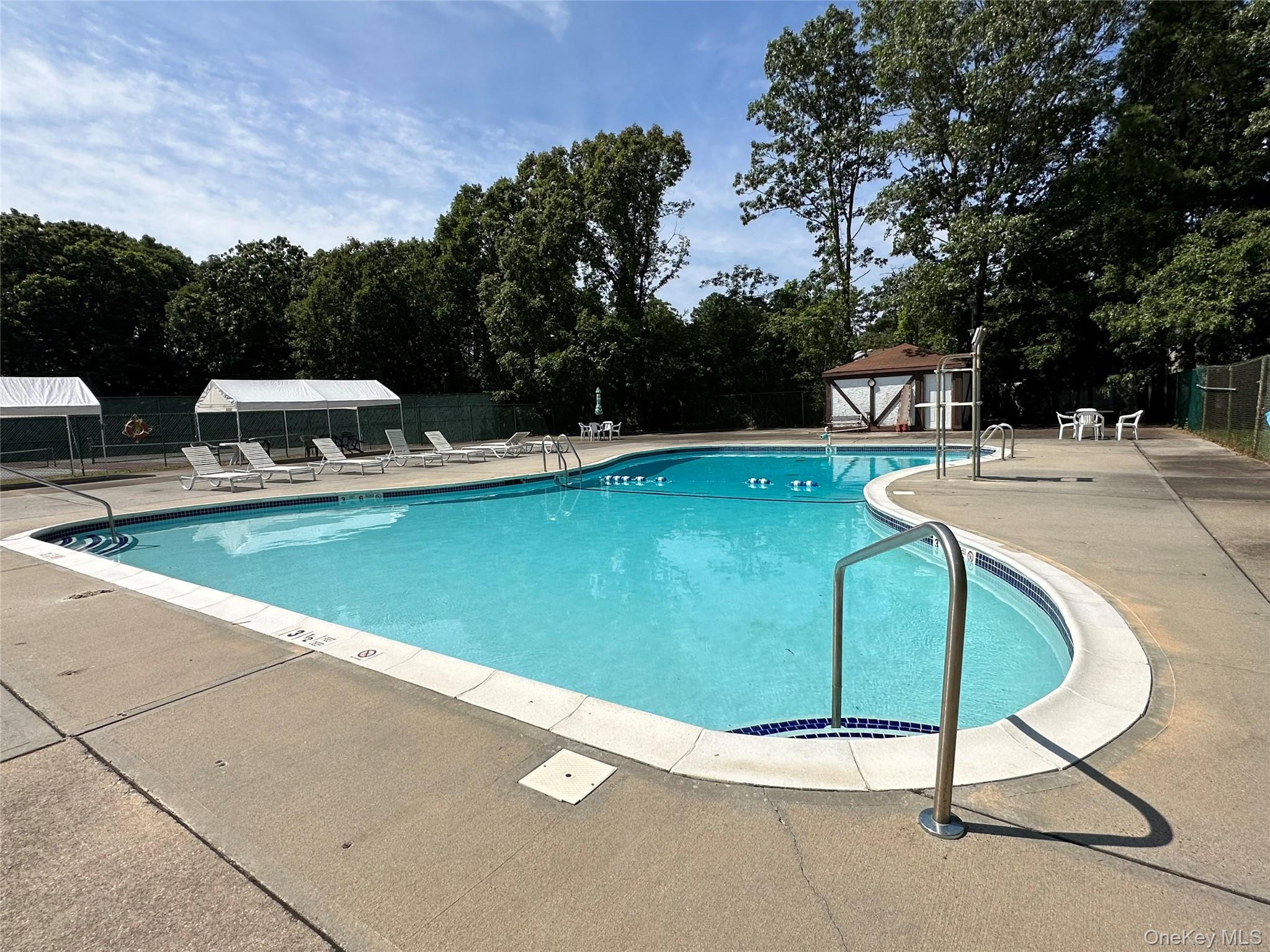 #18 photo, 128 Bailey Court, Middle Island , NY 11953