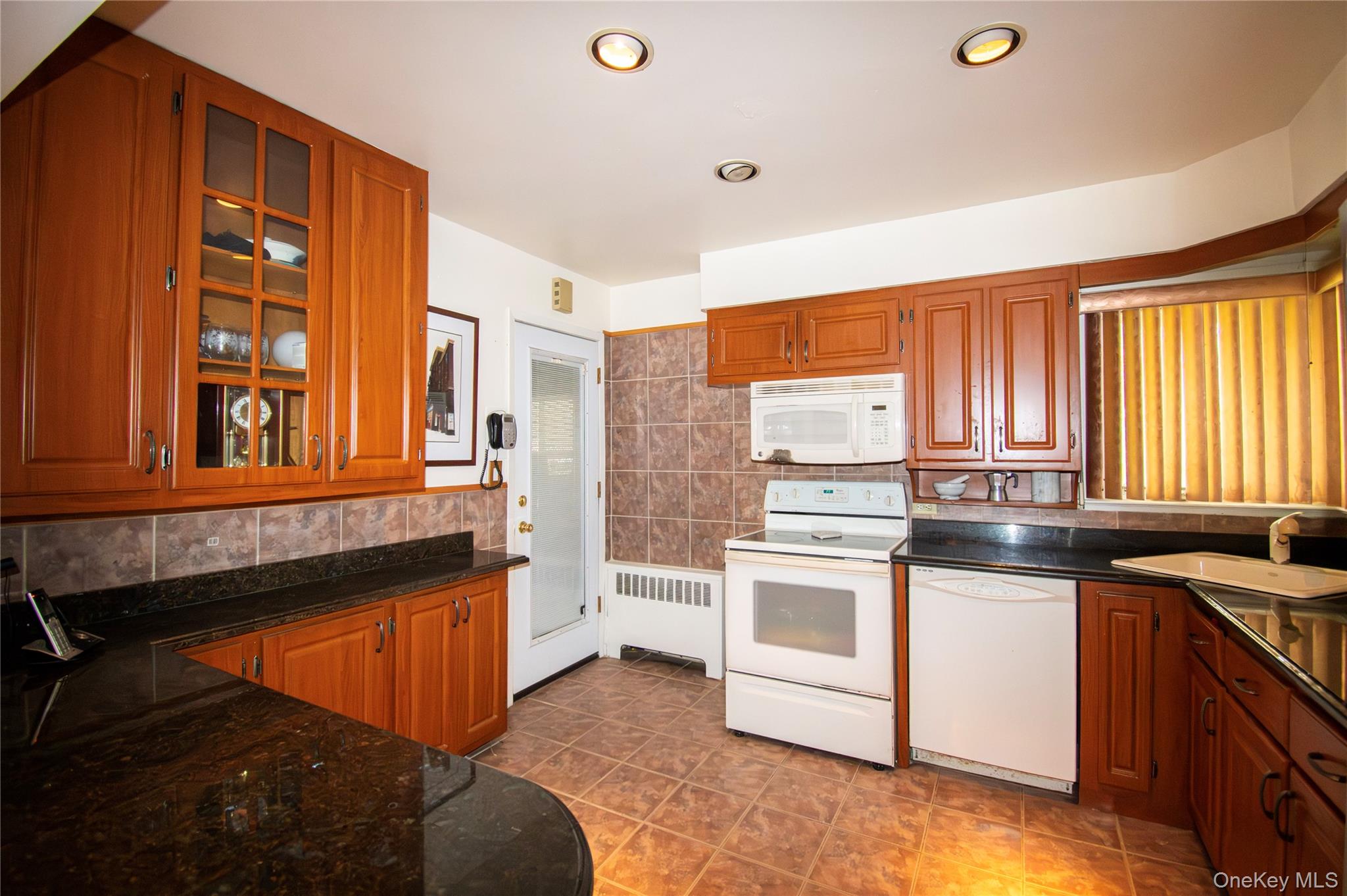 #13 photo, 891 School Drive, Baldwin , NY 11510