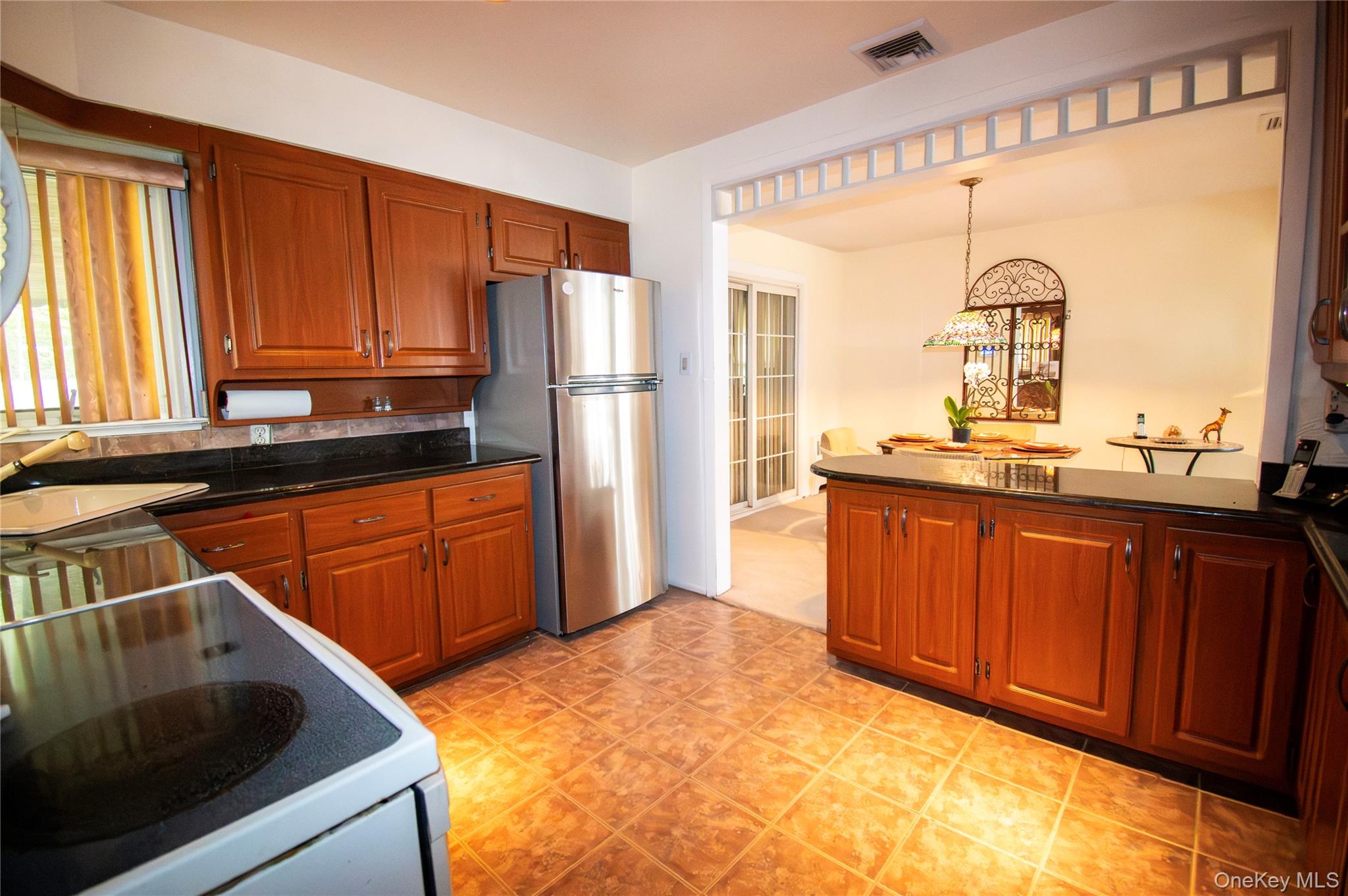 #14 photo, 891 School Drive, Baldwin , NY 11510