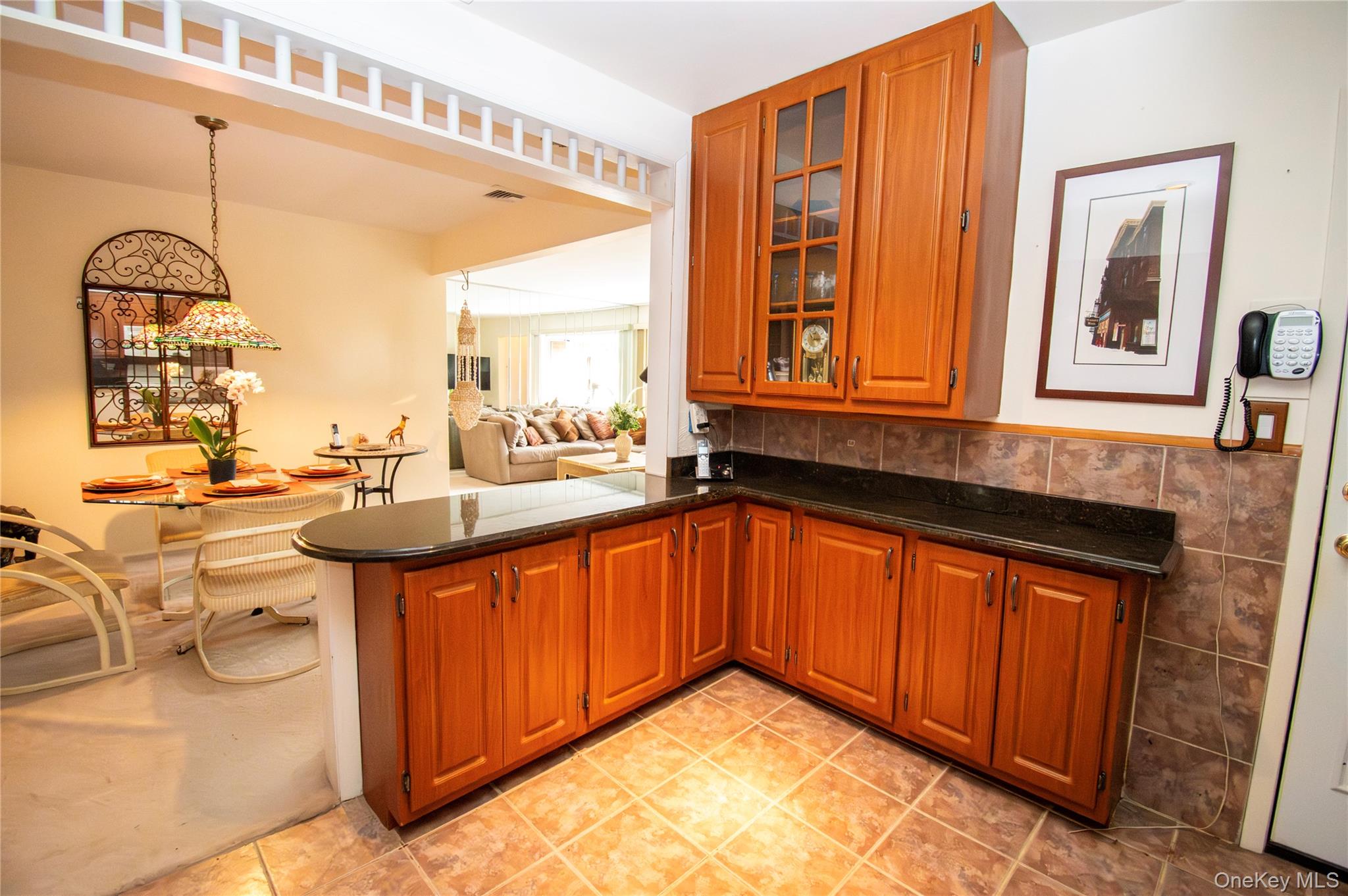 #16 photo, 891 School Drive, Baldwin , NY 11510