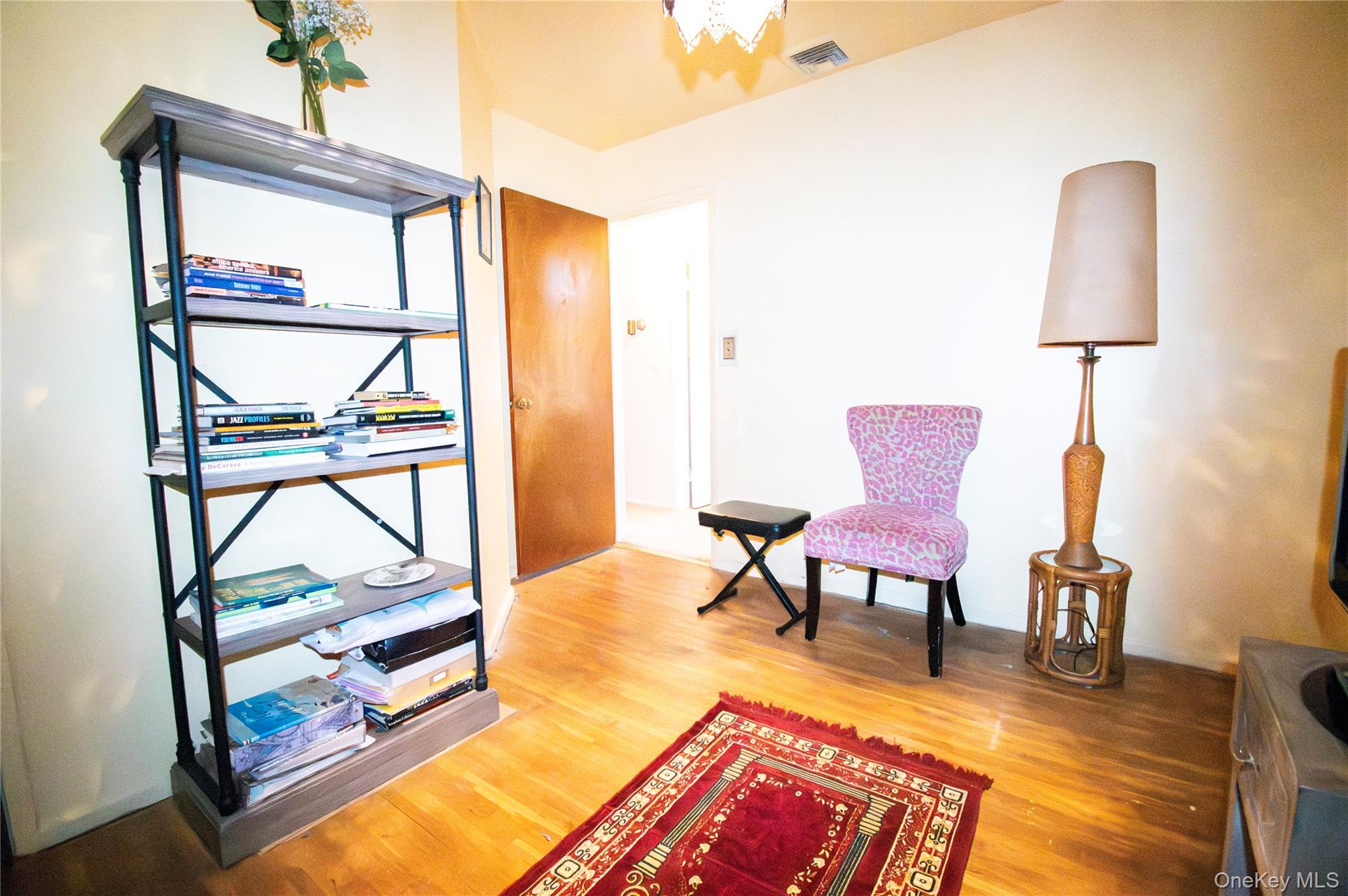 #20 photo, 891 School Drive, Baldwin , NY 11510