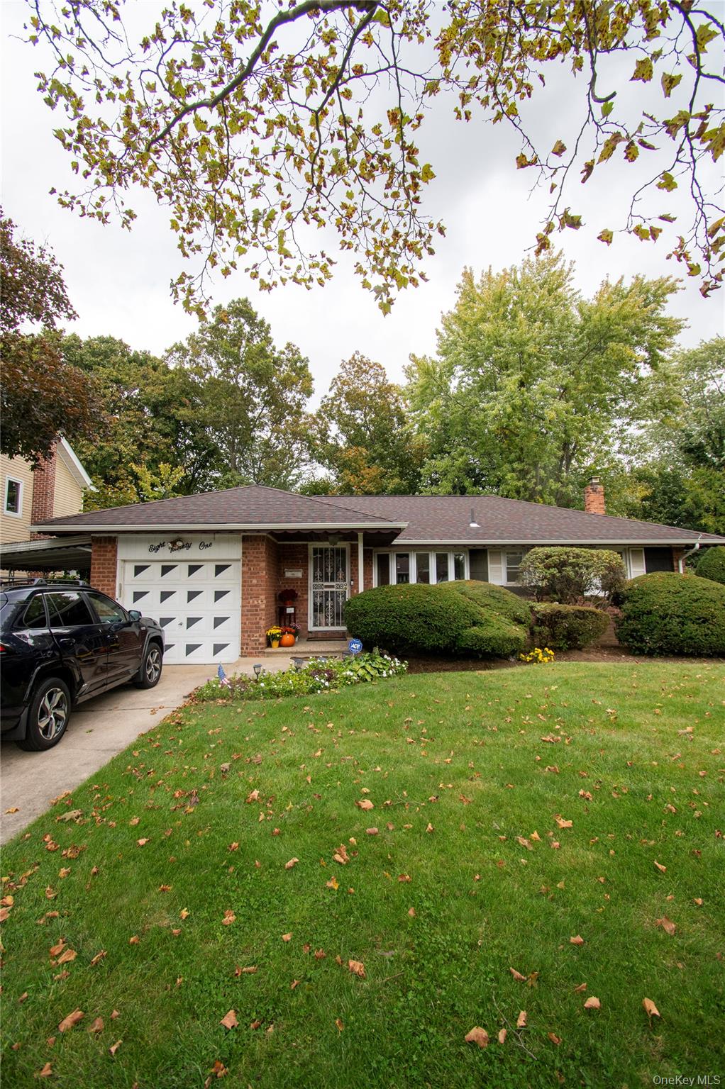 #4 photo, 891 School Drive, Baldwin , NY 11510