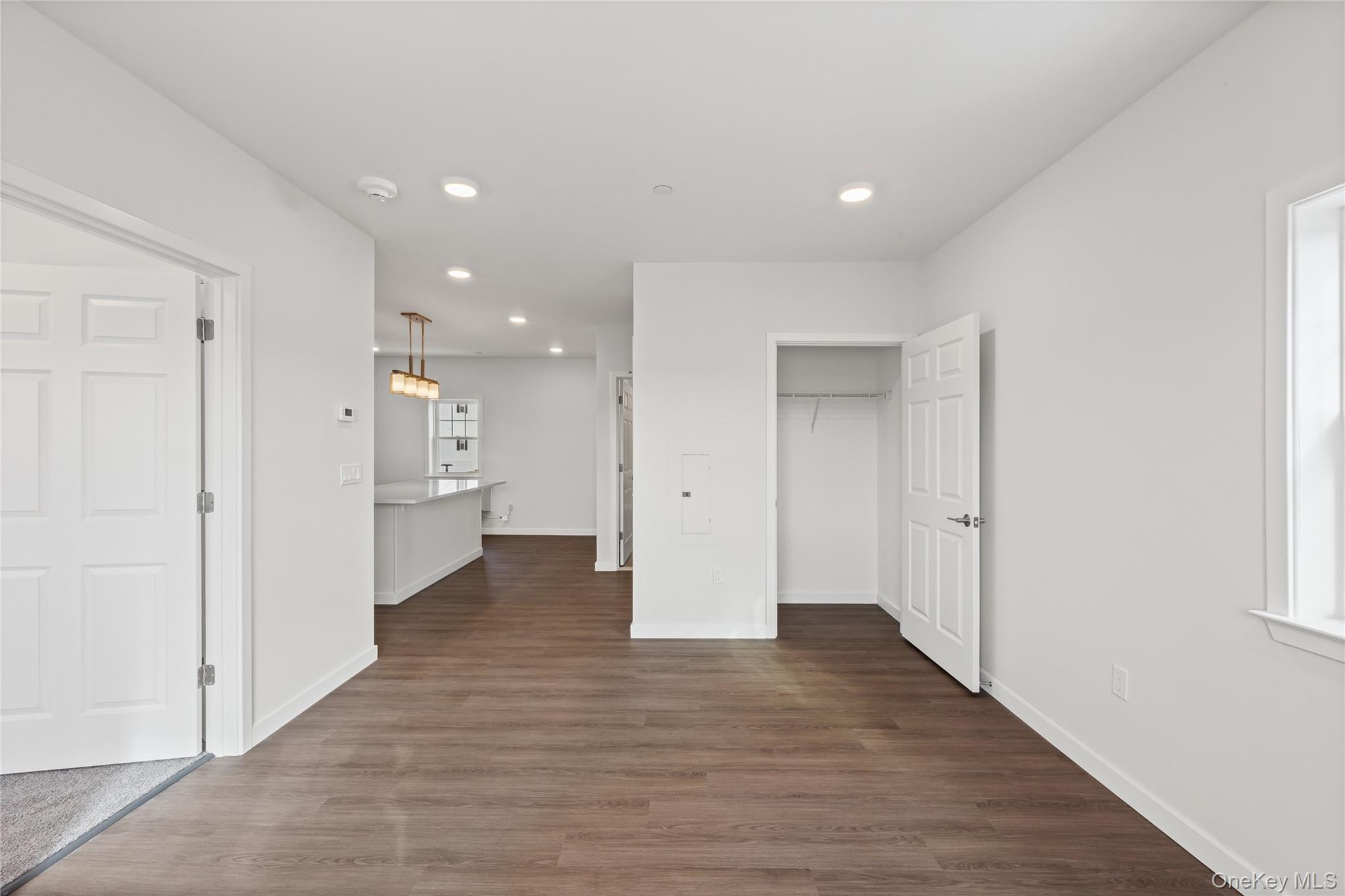 #16 photo, 227 4th Avenue, Bay Shore , NY 11706