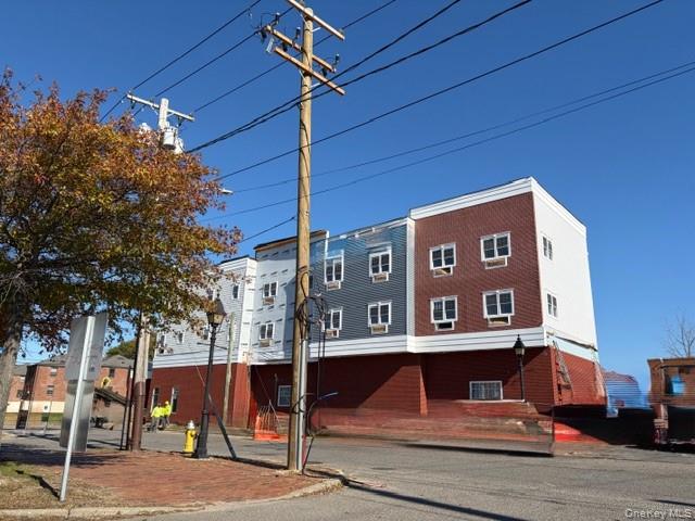 #2 photo, 227 4th Avenue, Bay Shore , NY 11706