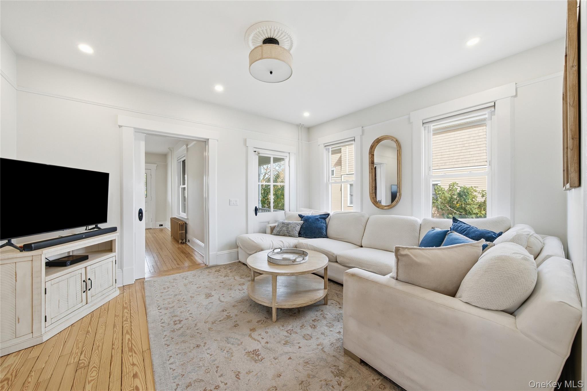 #10 photo, 314 Ocean Avenue, Amityville , NY 11701