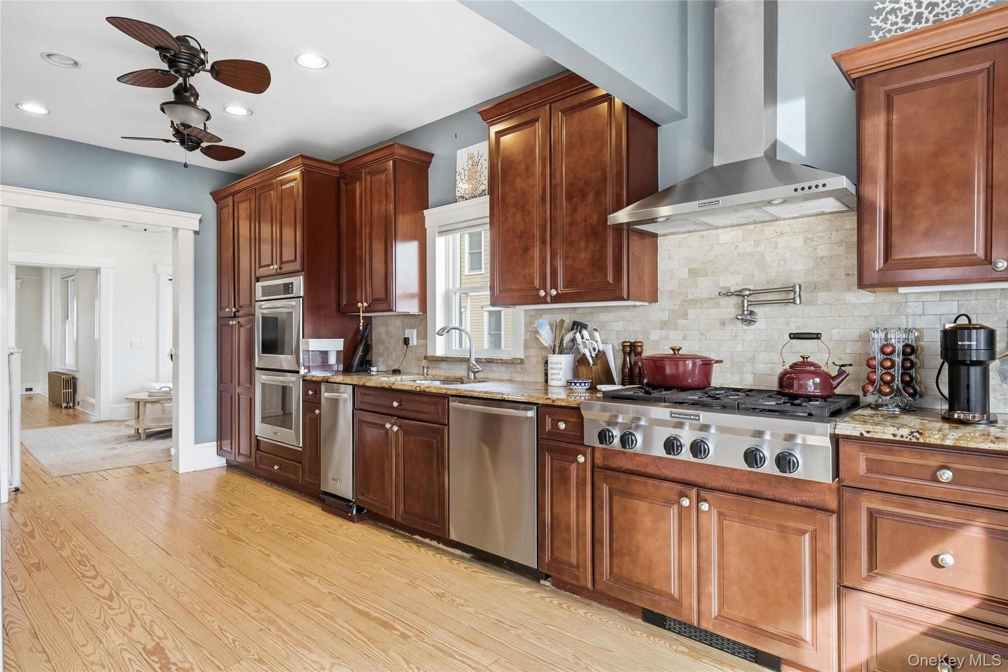 #16 photo, 314 Ocean Avenue, Amityville , NY 11701