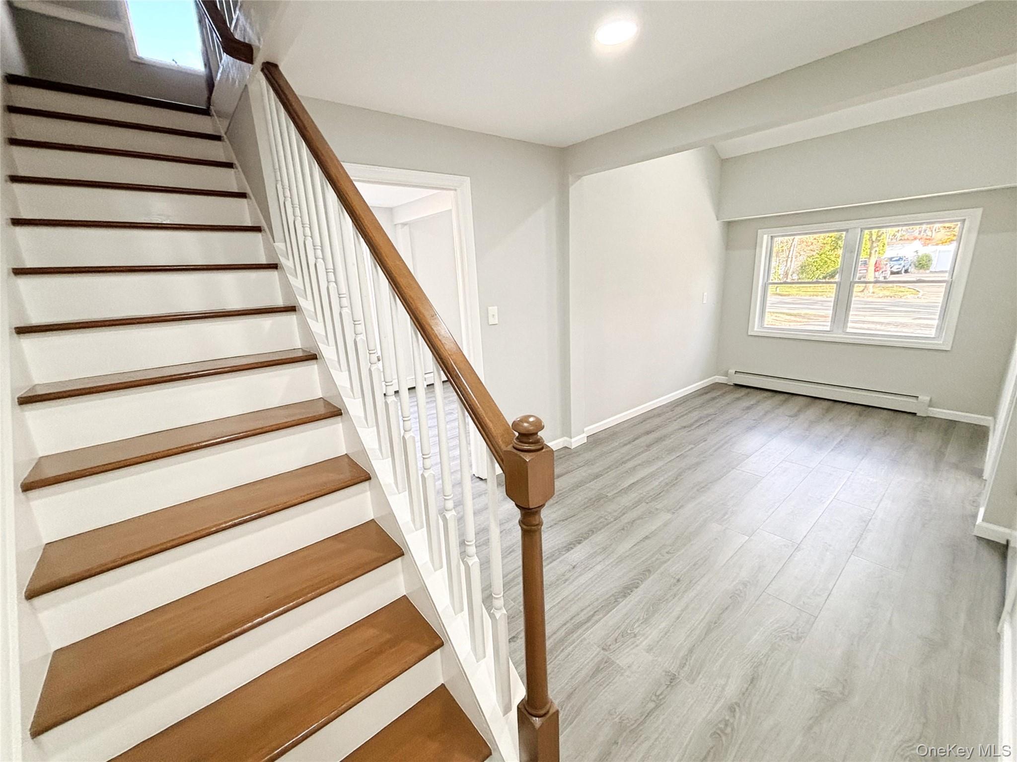 #13 photo, 22 Harford Drive, サフォーク郡 Coram , NY 11727