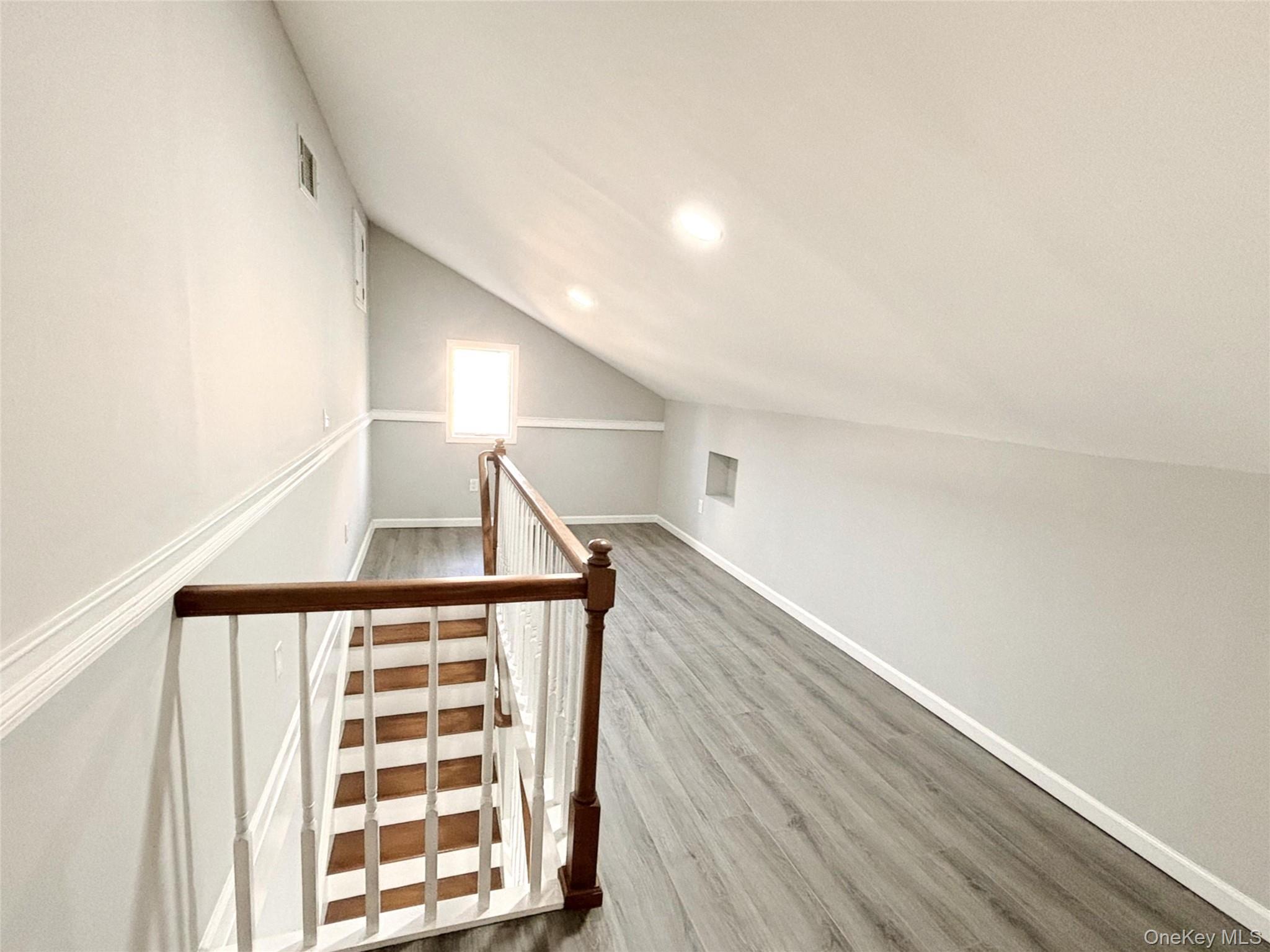 #18 photo, 22 Harford Drive, サフォーク郡 Coram , NY 11727