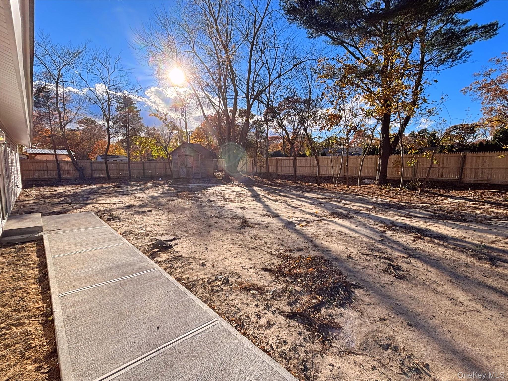 #20 photo, 22 Harford Drive, サフォーク郡 Coram , NY 11727