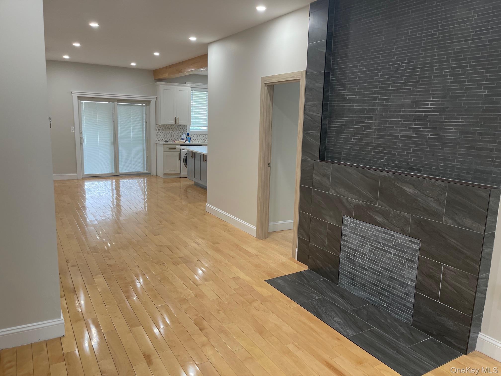 #2 photo, 81-34 169th Street, Hillcrest (Queens) , NY 11432