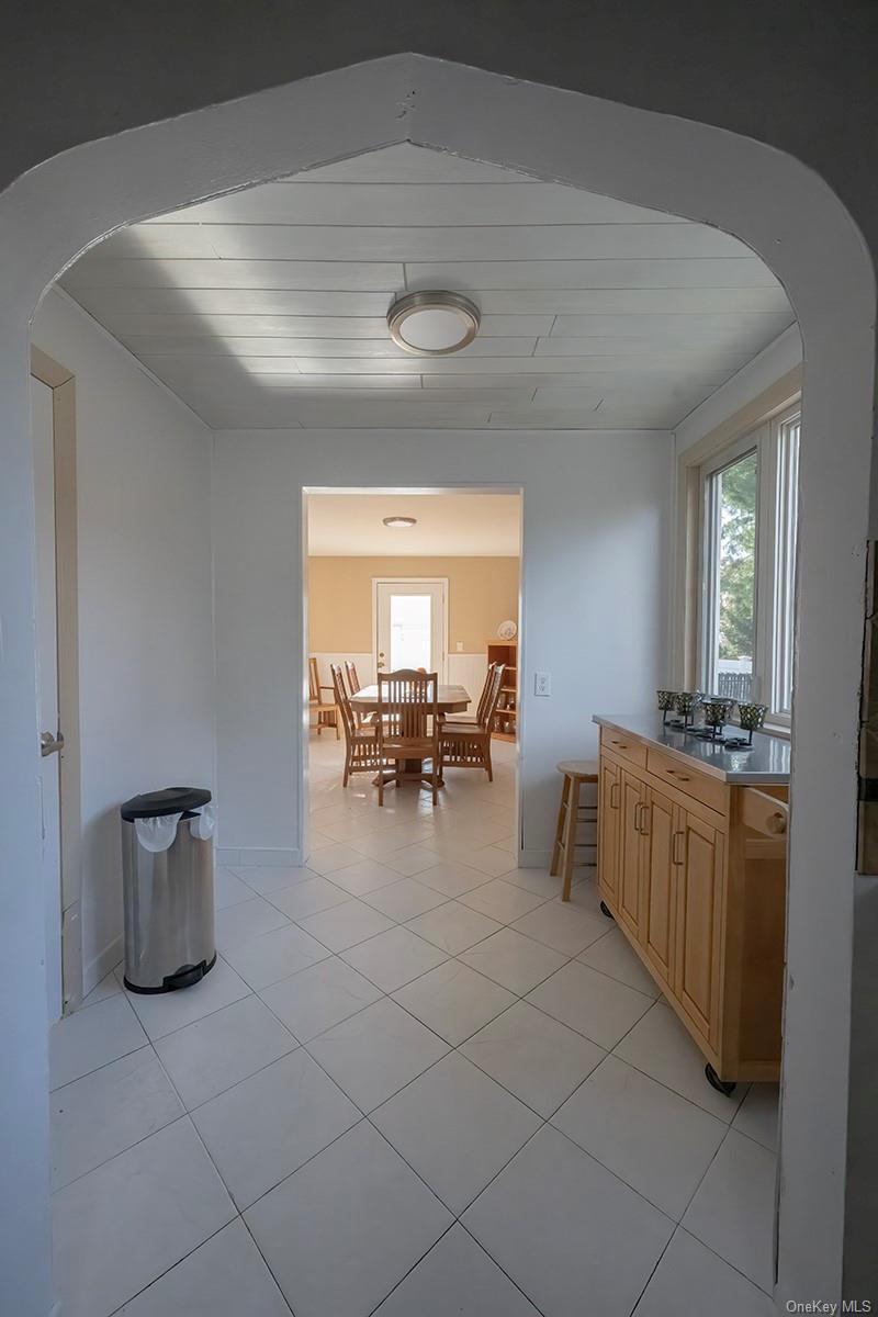 #13 photo, 471 Windsor Place, Oceanside , NY 11572