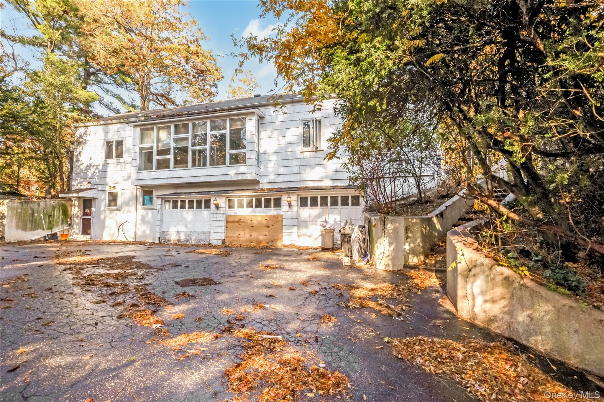 #4 photo, 5 Bagatelle Road, Dix Hills , NY 11746