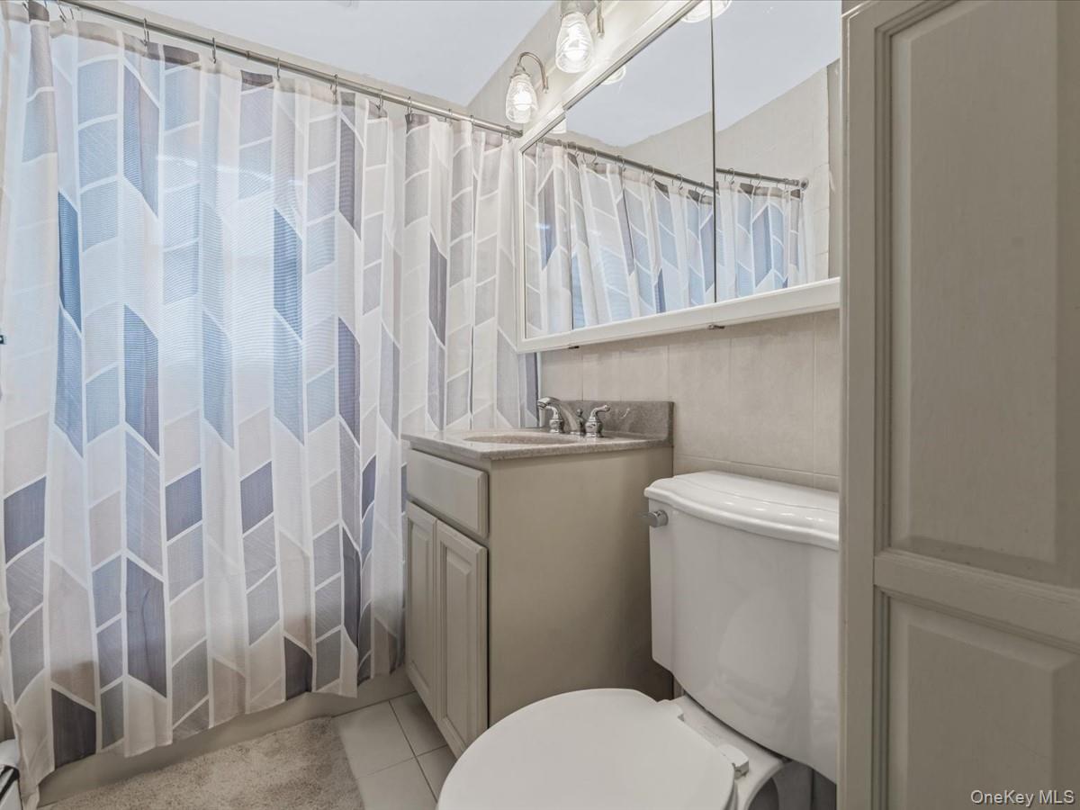 #11 photo, 140 Jerusalem Avenue, Levittown , NY 11756