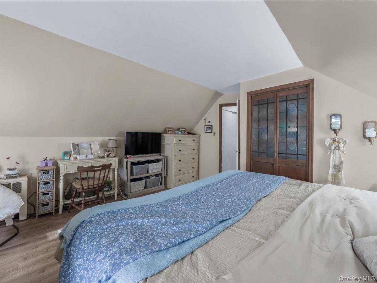 #13 photo, 140 Jerusalem Avenue, Levittown , NY 11756