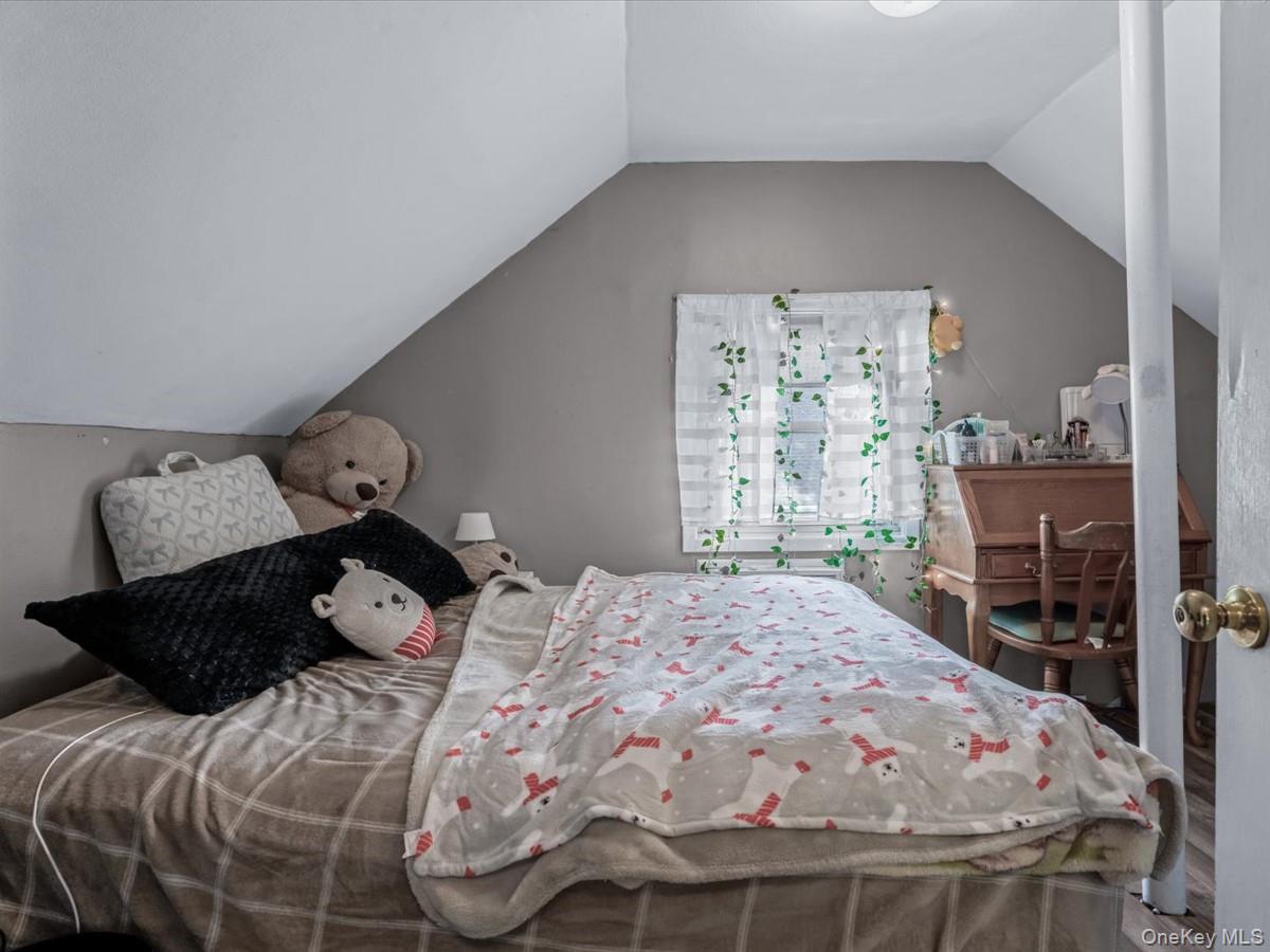 #14 photo, 140 Jerusalem Avenue, Levittown , NY 11756