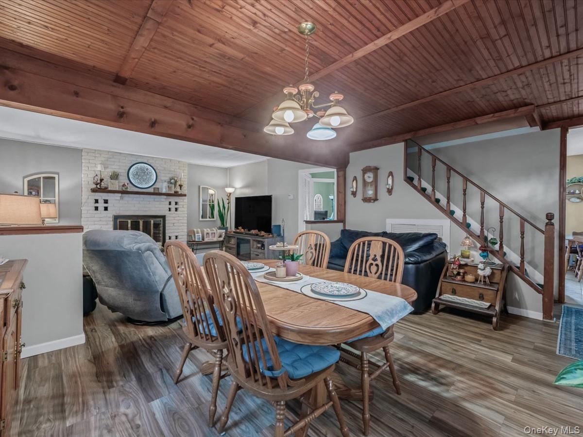 #4 photo, 140 Jerusalem Avenue, Levittown , NY 11756