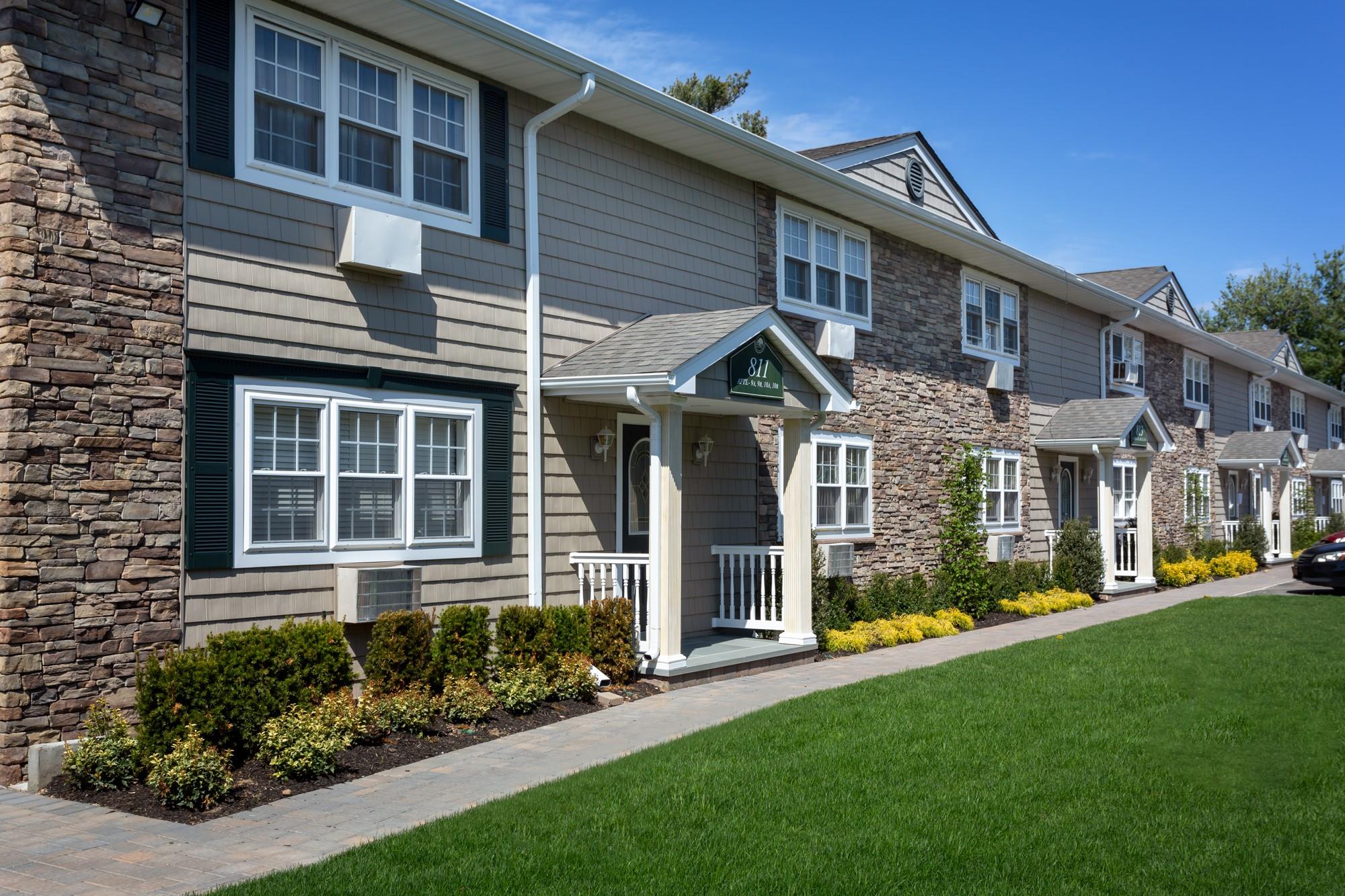 #2 photo, 801 Long Island Avenue, Deer Park , NY 11729