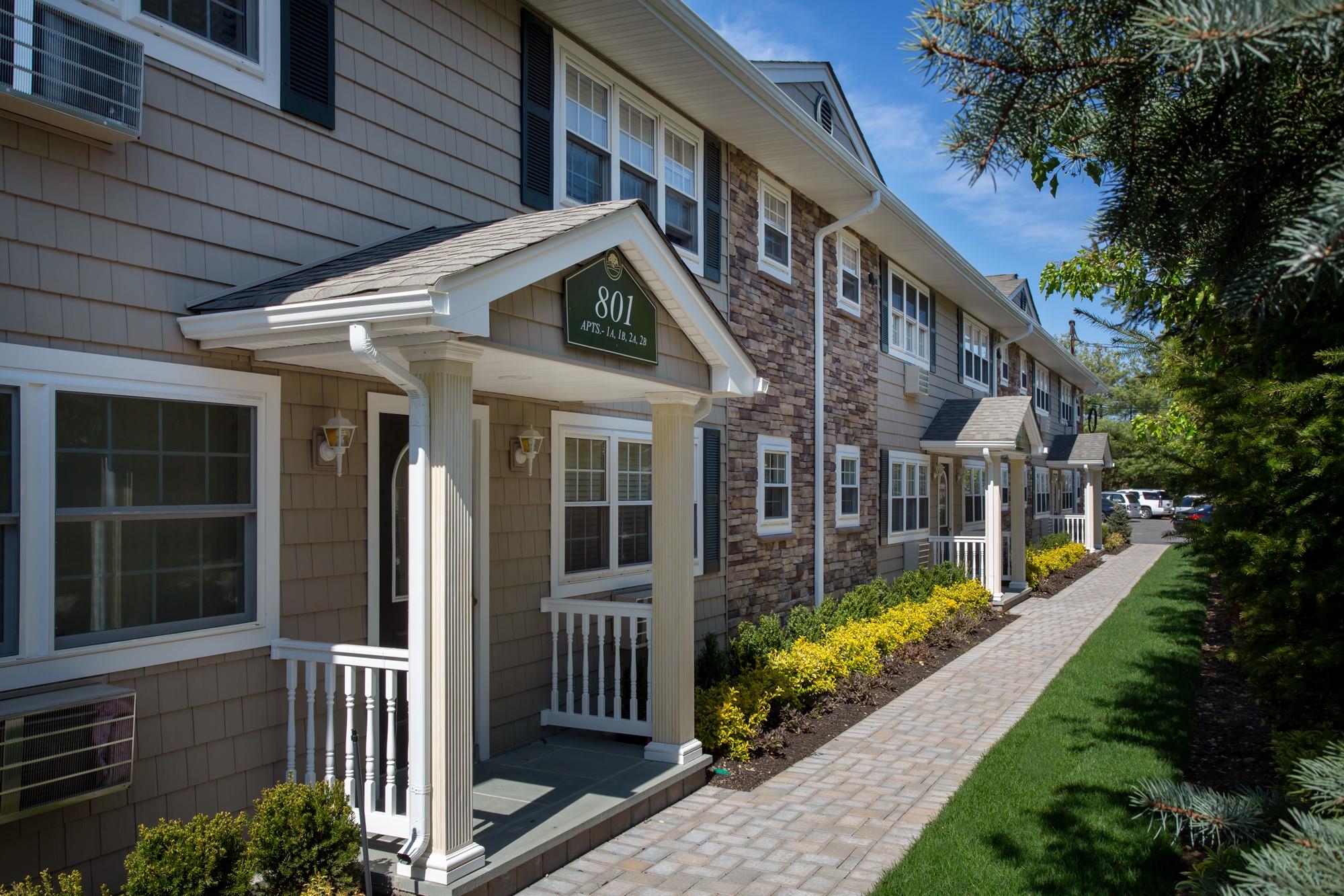 #3 photo, 801 Long Island Avenue, Deer Park , NY 11729